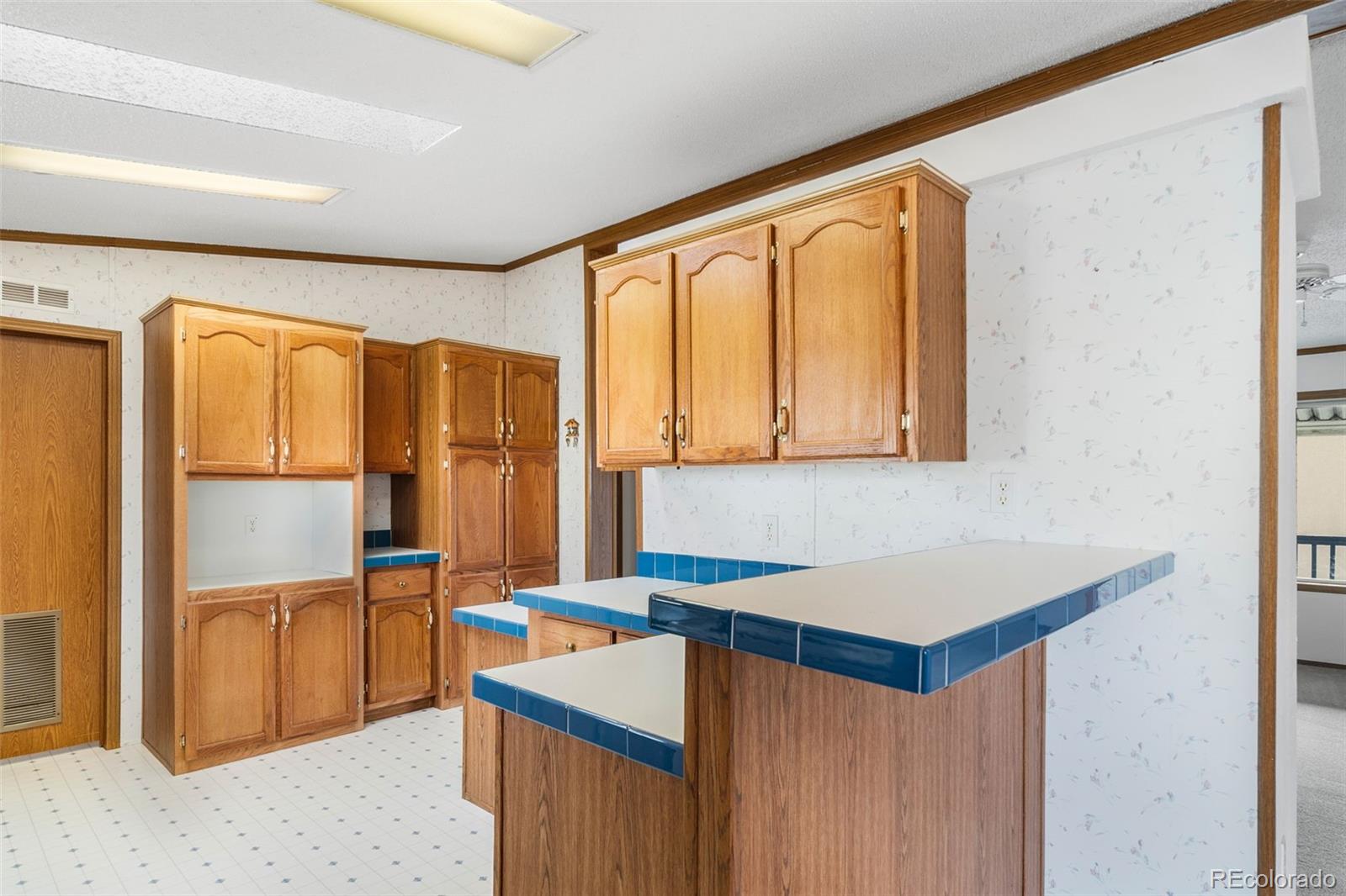 MLS Image #26 for 3305 s dale court,englewood, Colorado