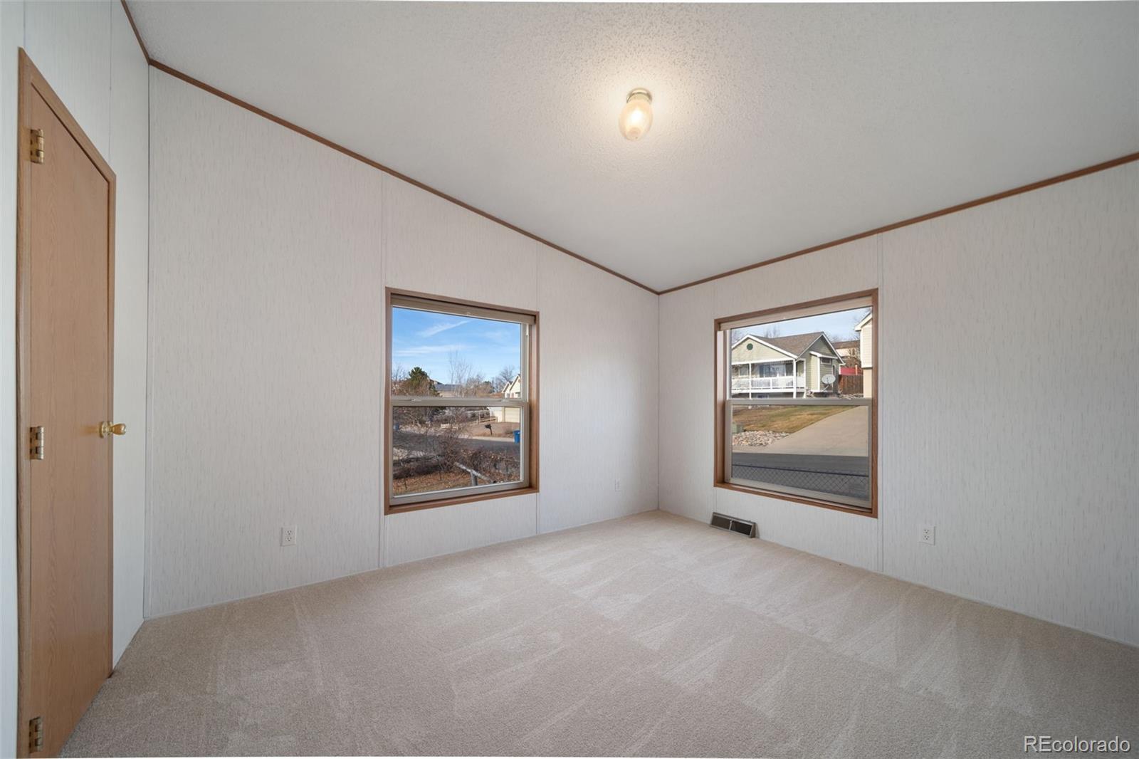 MLS Image #7 for 3305 s dale court,englewood, Colorado