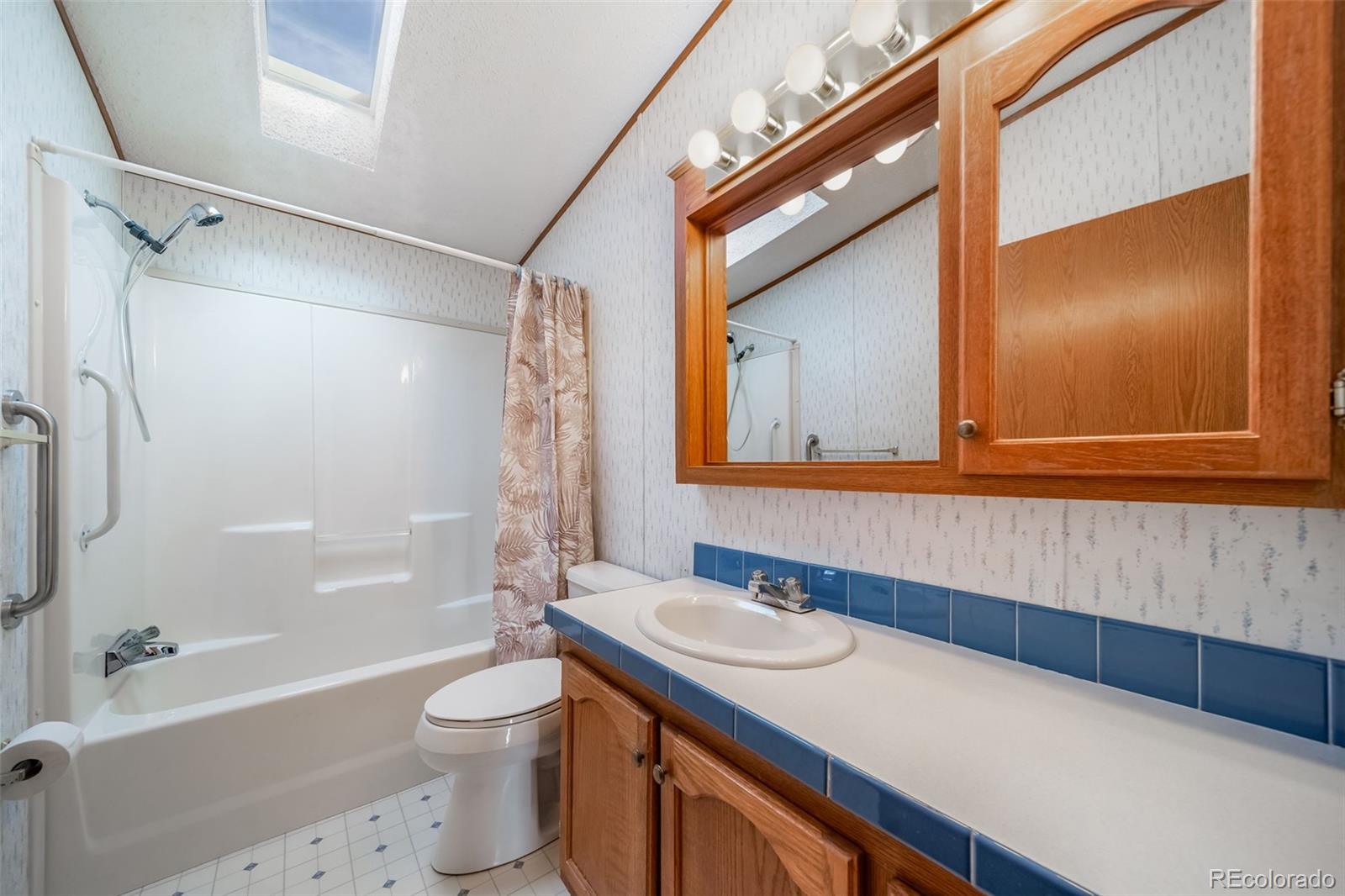 MLS Image #8 for 3305 s dale court,englewood, Colorado
