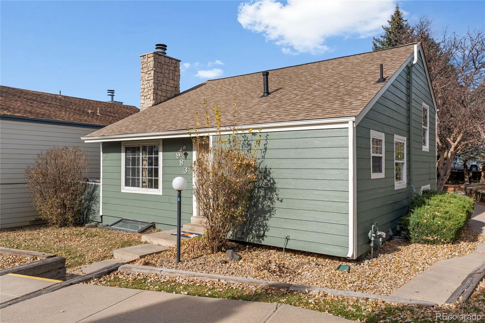 MLS Image #1 for 983 s zeno way,aurora, Colorado
