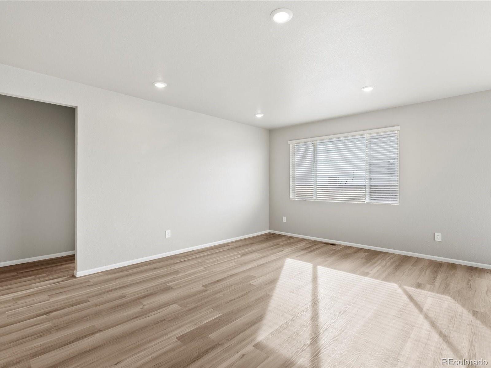 MLS Image #10 for 1624  yampa river drive,windsor, Colorado