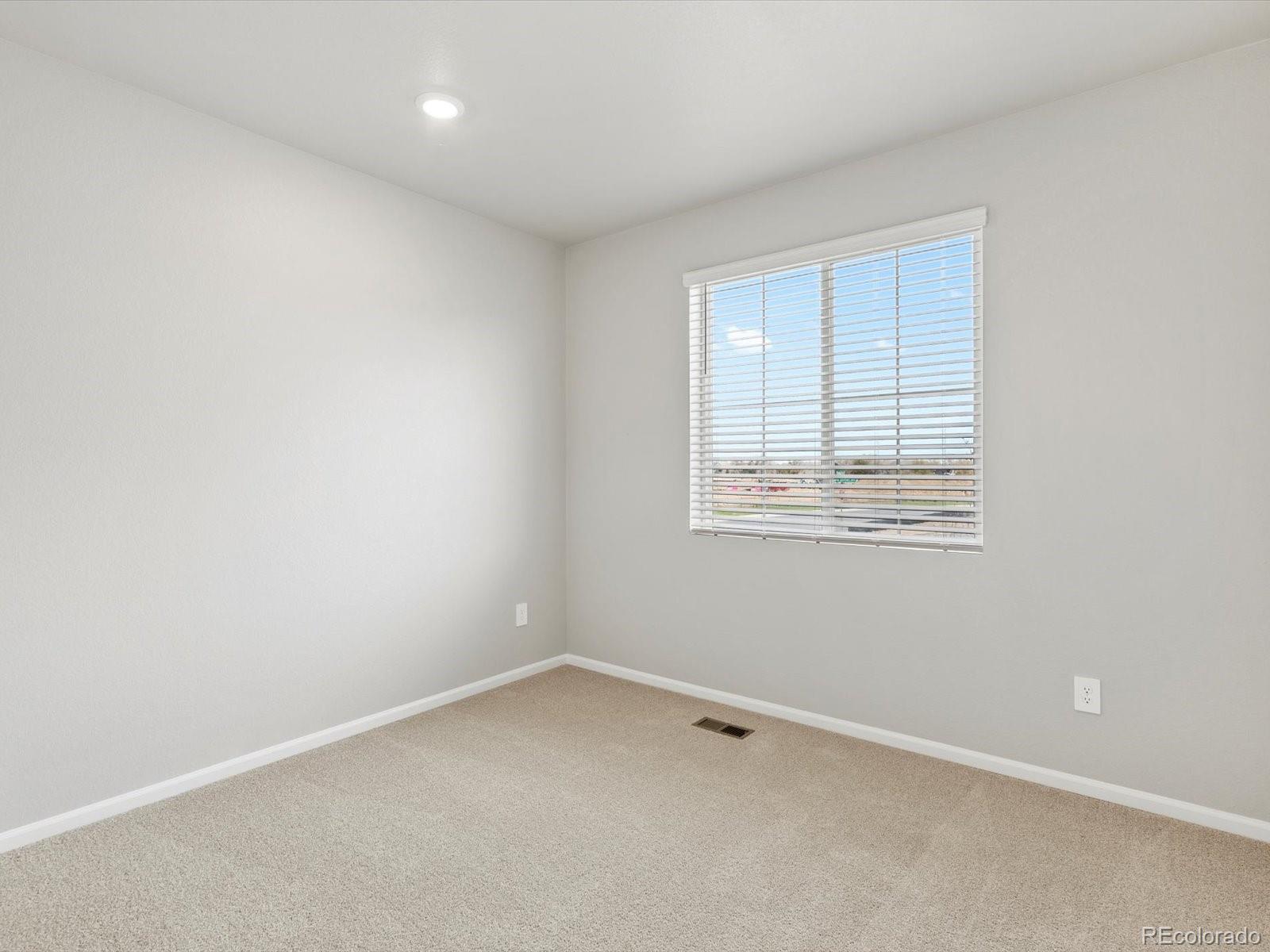 MLS Image #2 for 1624  yampa river drive,windsor, Colorado