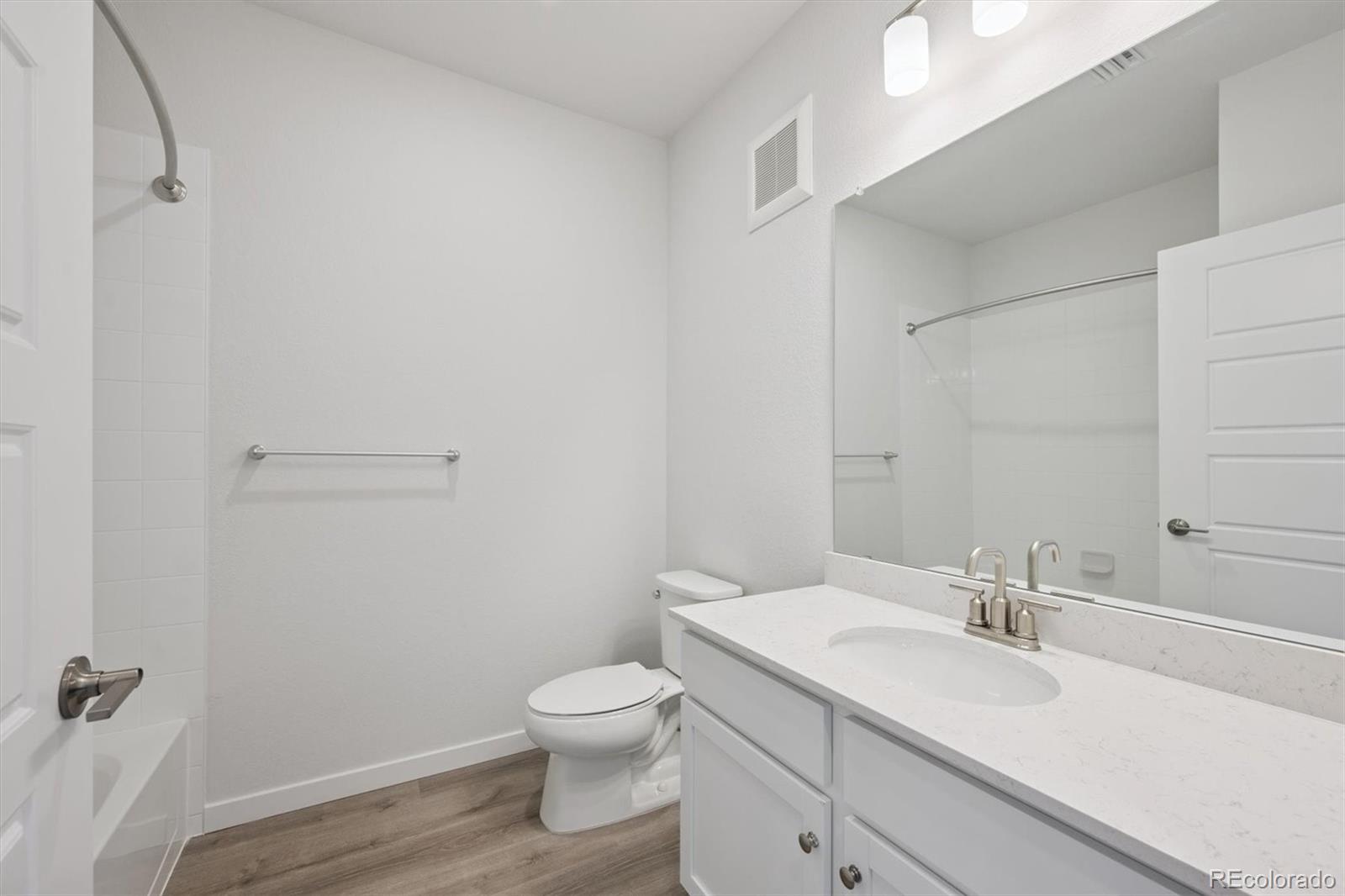 MLS Image #7 for 485  interlocken boulevard 302,broomfield, Colorado
