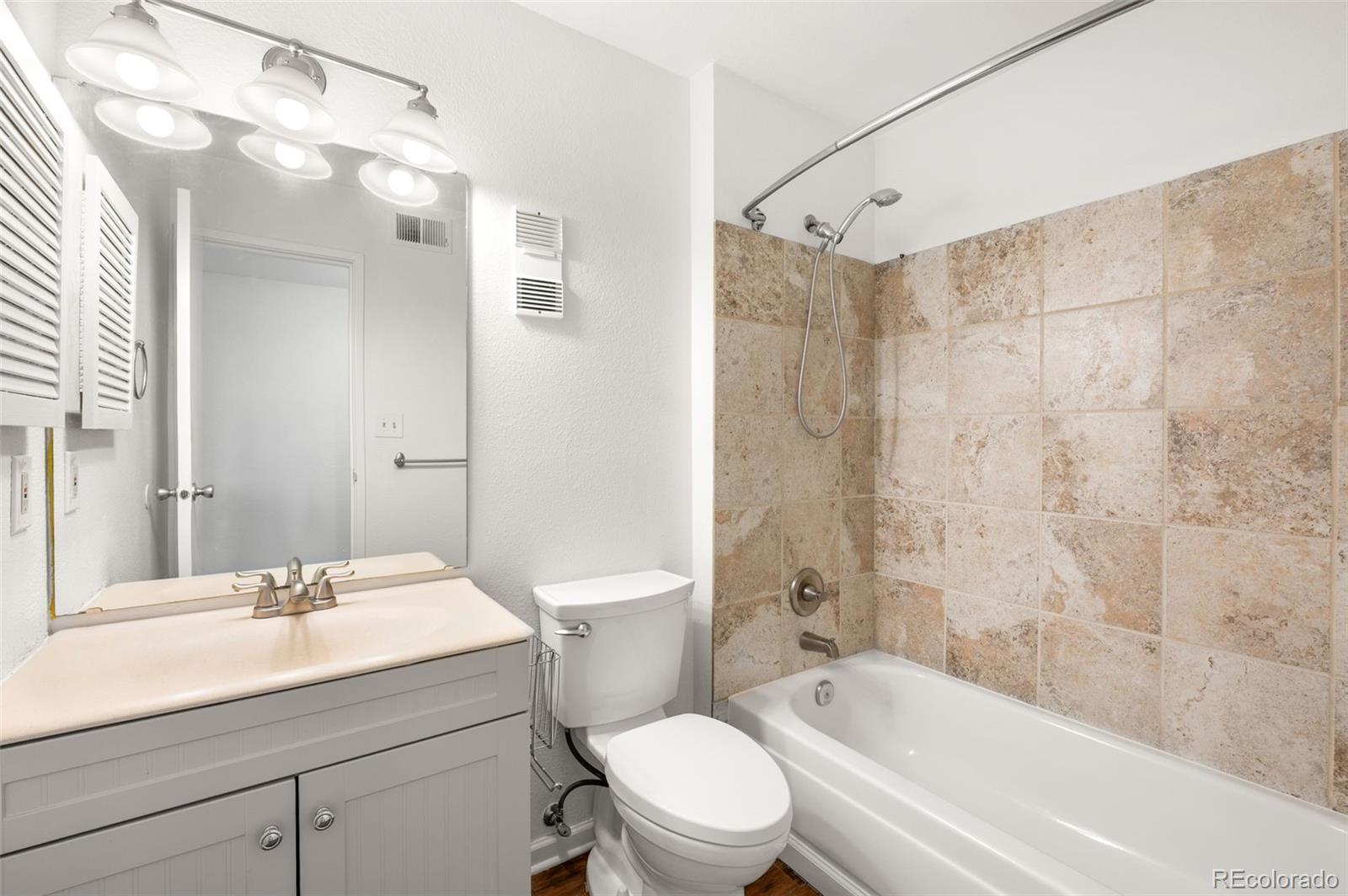 MLS Image #13 for 14161 e jewell avenue 204,aurora, Colorado