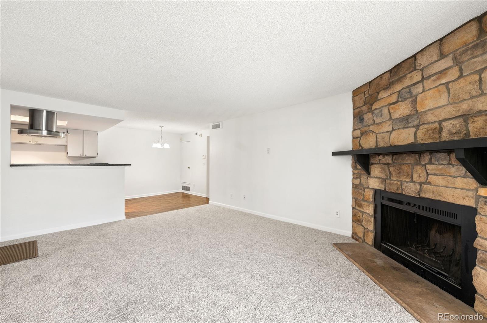 MLS Image #3 for 14161 e jewell avenue 204,aurora, Colorado
