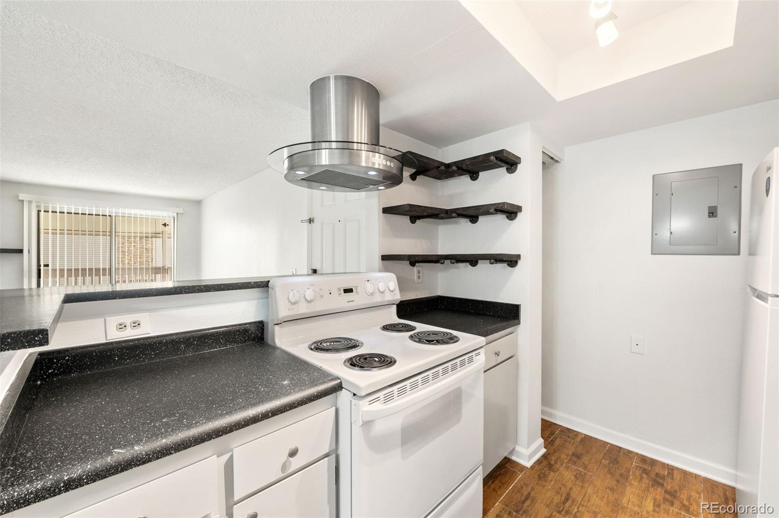 MLS Image #5 for 14161 e jewell avenue 204,aurora, Colorado