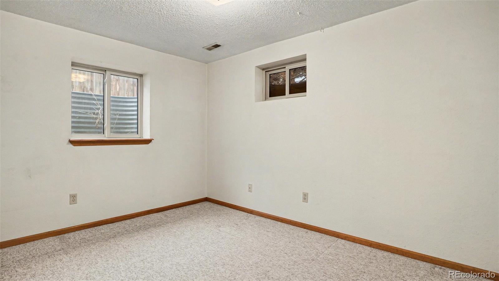 MLS Image #14 for 2618 s lewiston street,aurora, Colorado