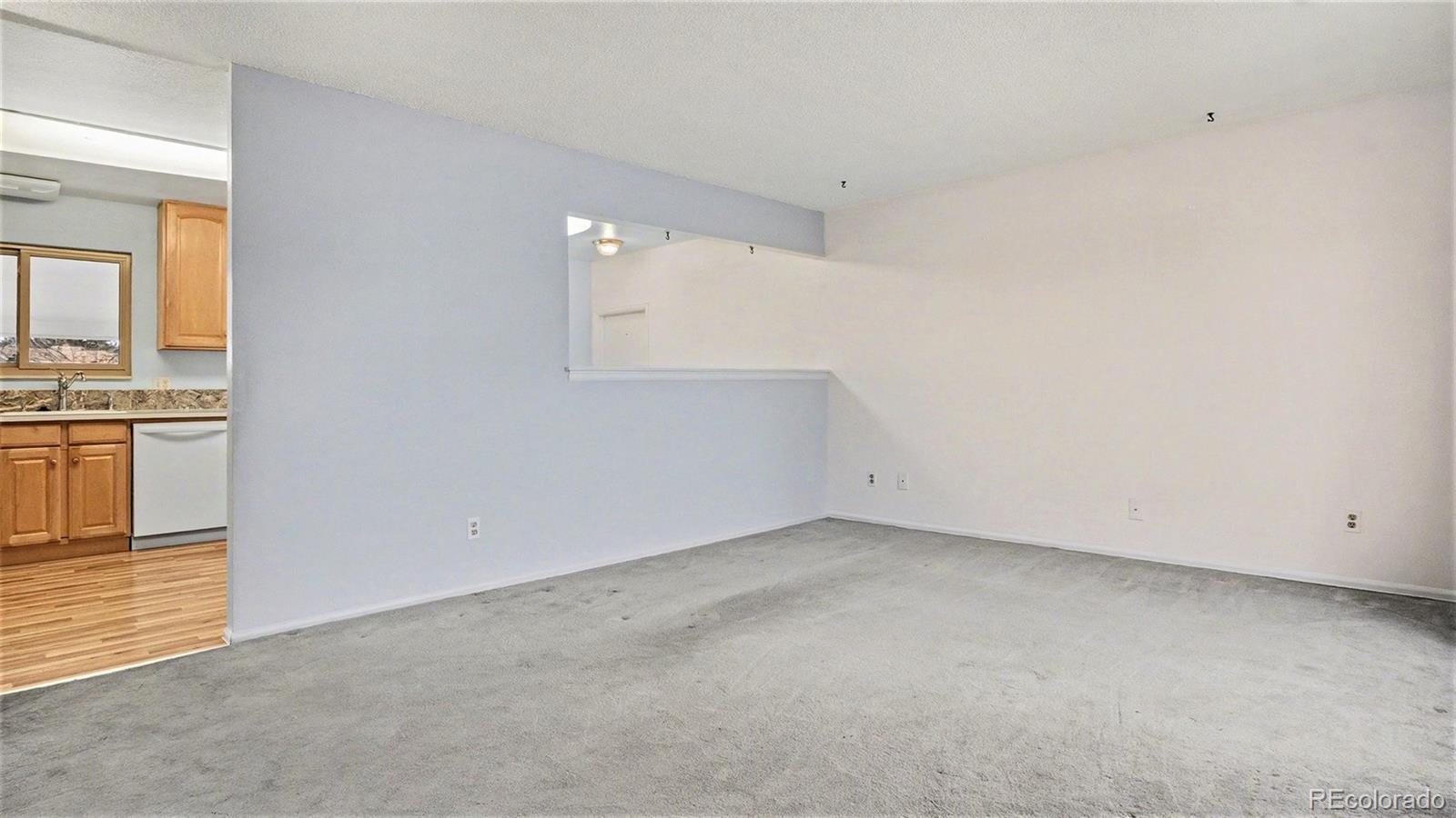 MLS Image #5 for 2618 s lewiston street,aurora, Colorado