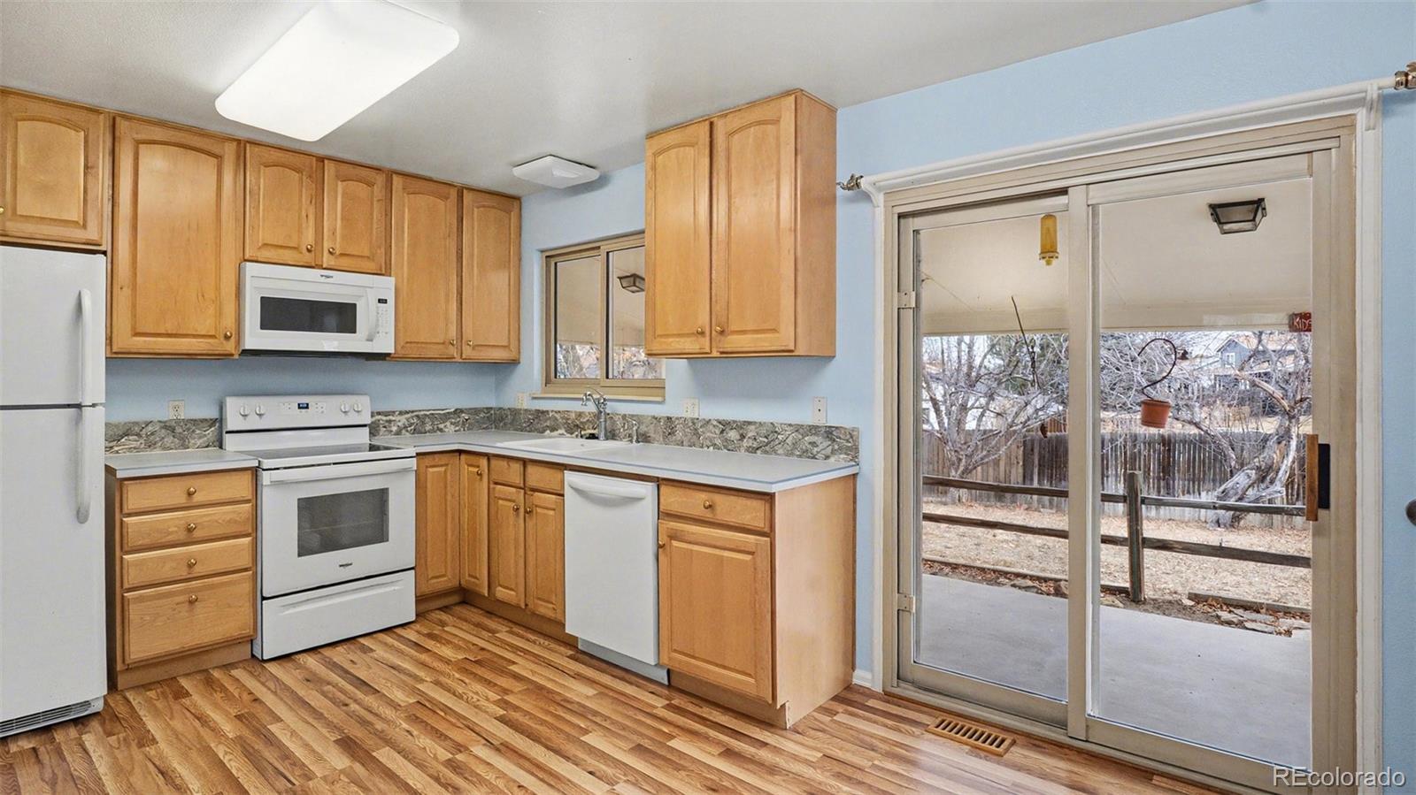 MLS Image #8 for 2618 s lewiston street,aurora, Colorado
