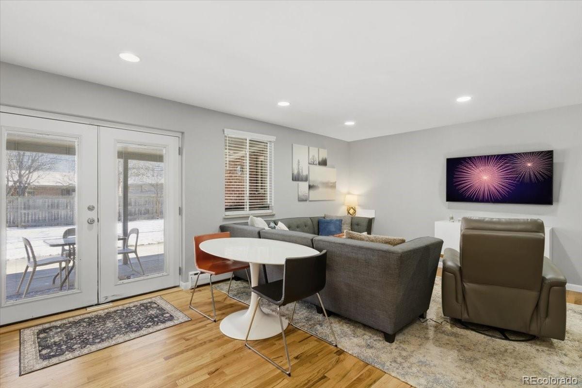 MLS Image #17 for 444 s niagara street,denver, Colorado