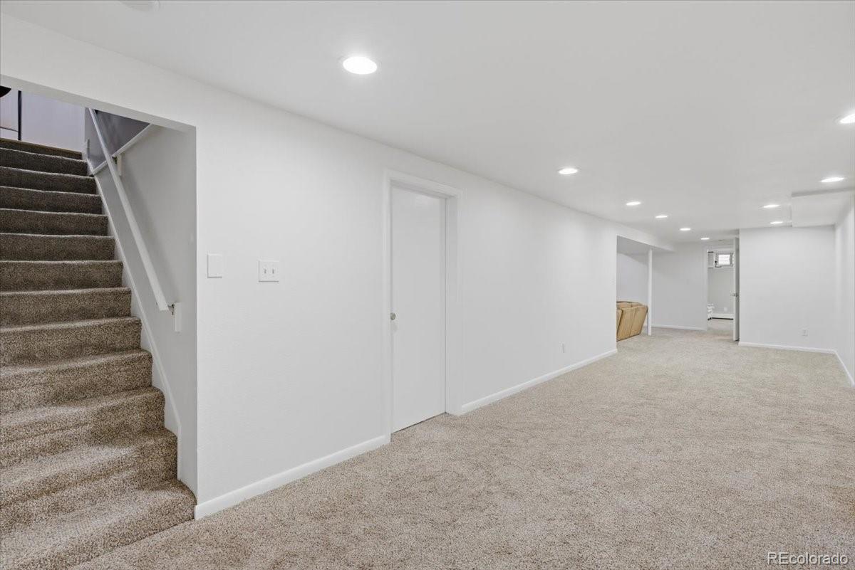 MLS Image #29 for 444 s niagara street,denver, Colorado