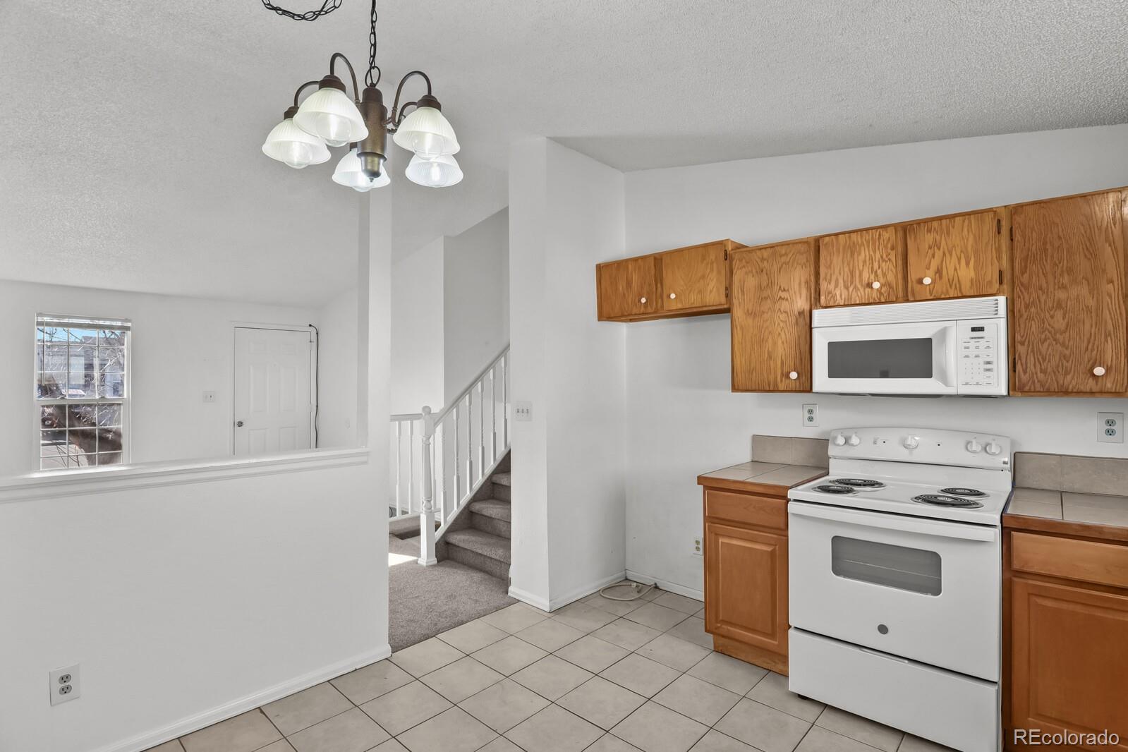 MLS Image #9 for 845  madison way,bennett, Colorado