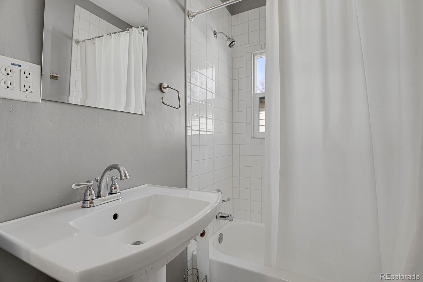 MLS Image #17 for 4580 s logan street,englewood, Colorado