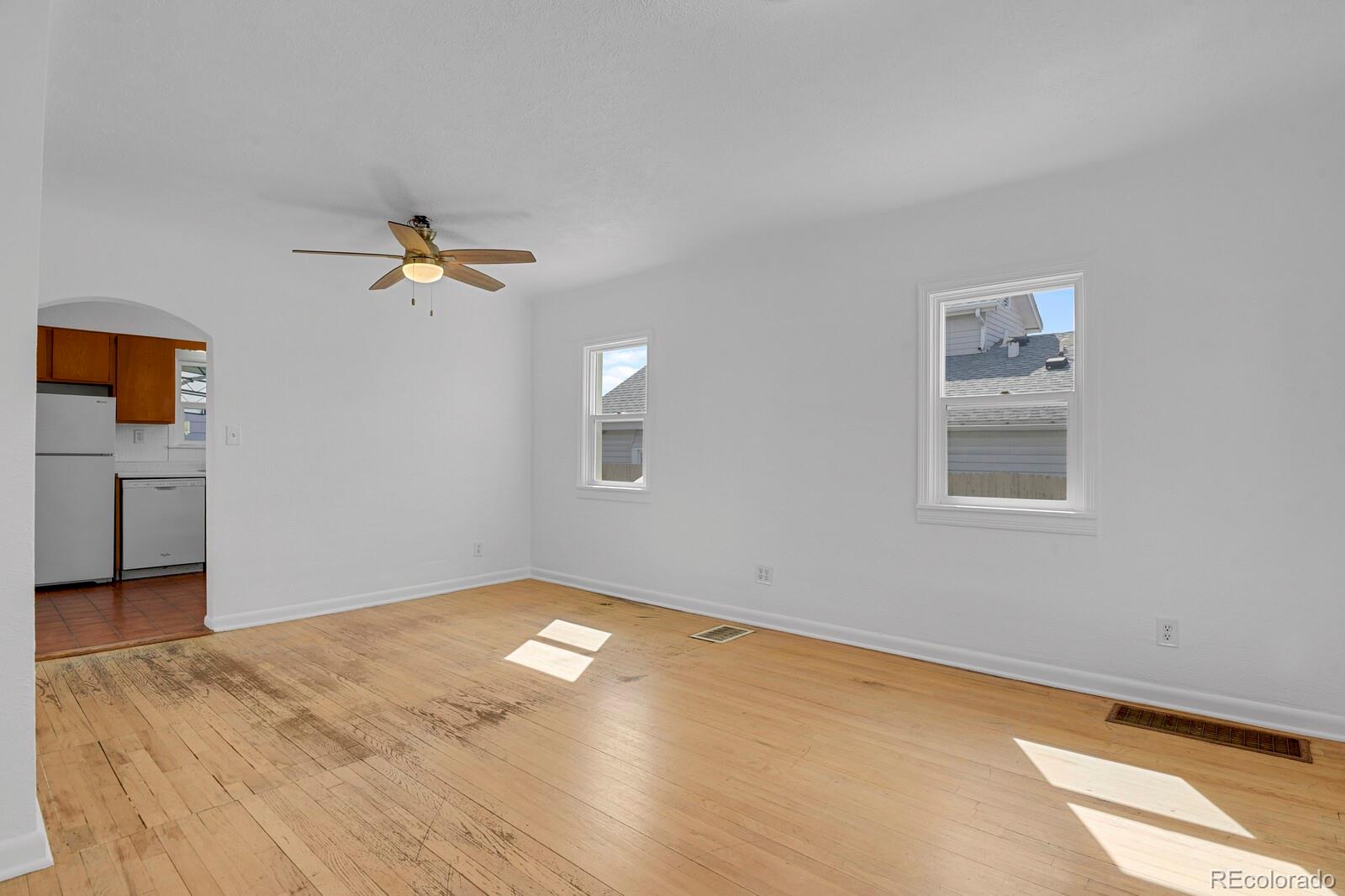 MLS Image #4 for 4580 s logan street,englewood, Colorado