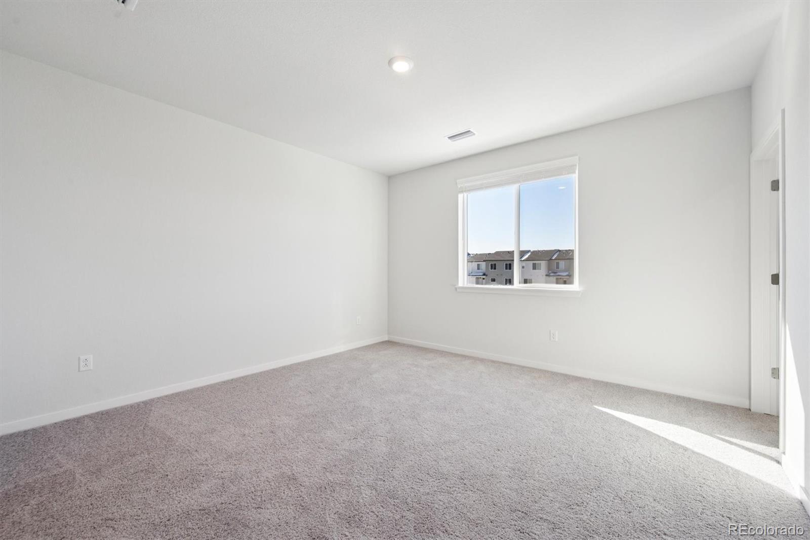 MLS Image #11 for 485  interlocken boulevard 309,broomfield, Colorado
