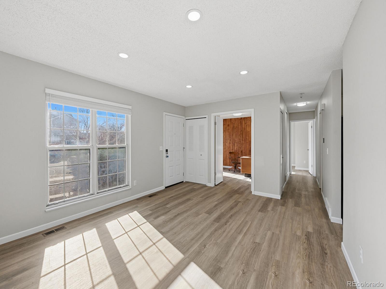 MLS Image #2 for 19131 e louisiana avenue,aurora, Colorado