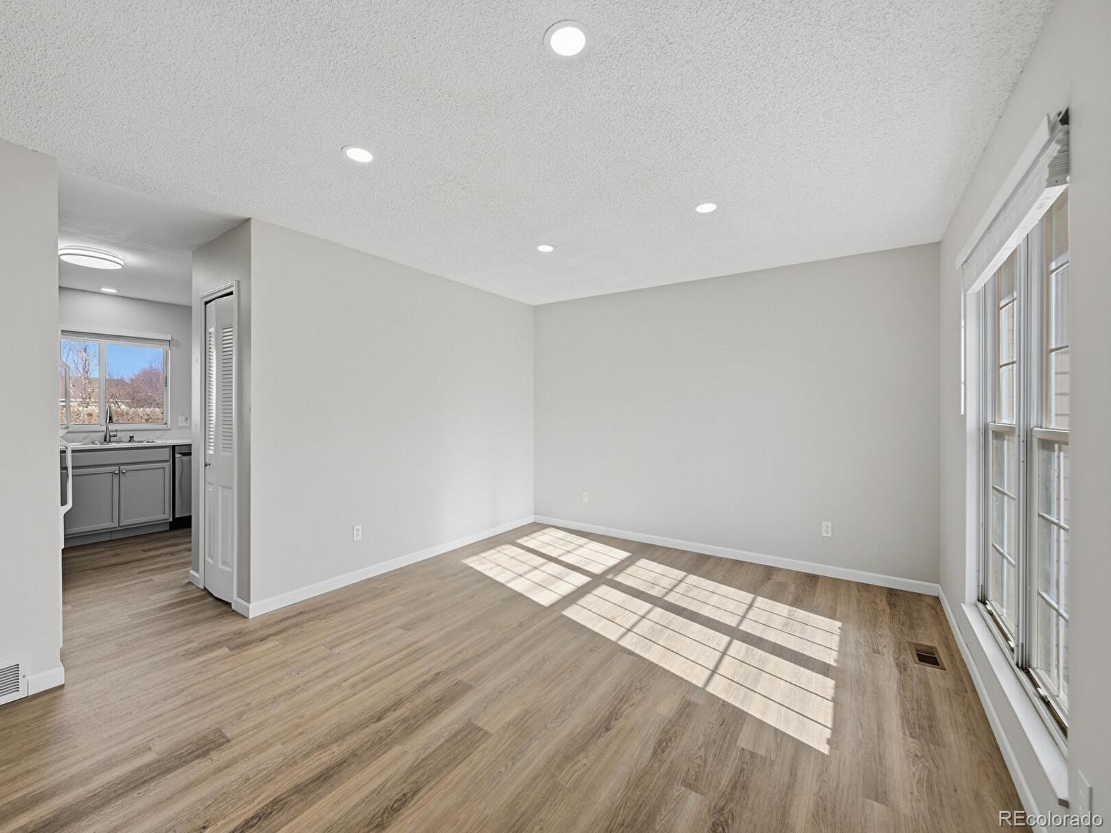 MLS Image #4 for 19131 e louisiana avenue,aurora, Colorado