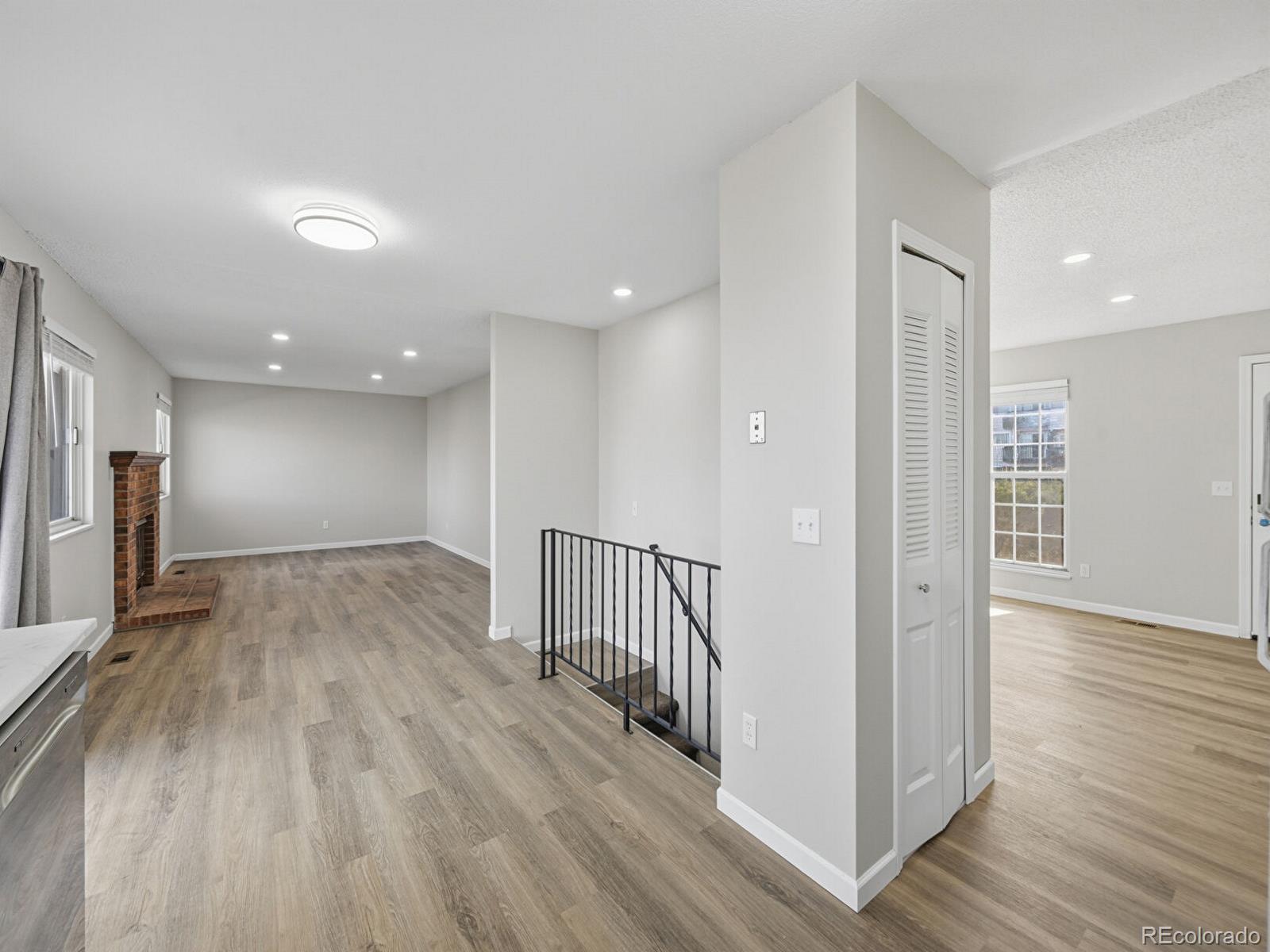 MLS Image #8 for 19131 e louisiana avenue,aurora, Colorado