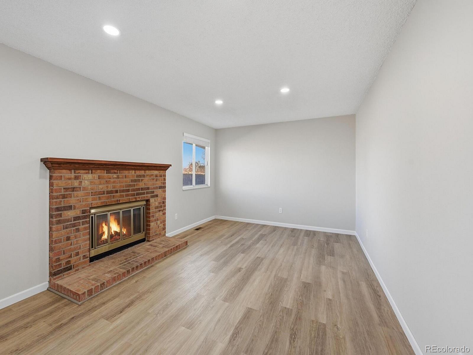 MLS Image #9 for 19131 e louisiana avenue,aurora, Colorado