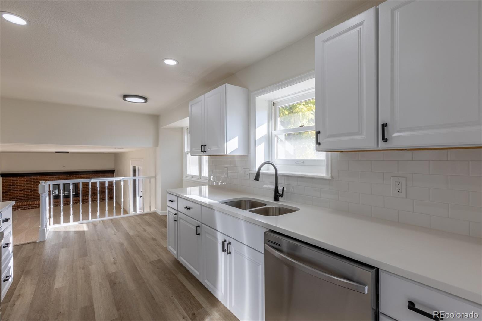 MLS Image #4 for 7492 s marion street,centennial, Colorado