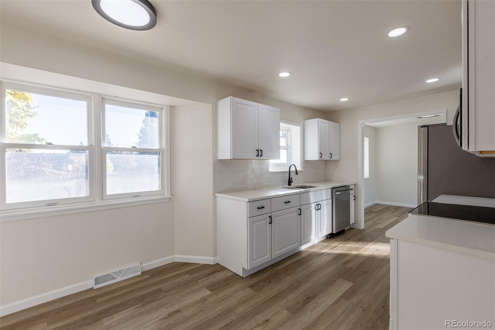 MLS Image #7 for 7492 s marion street,centennial, Colorado