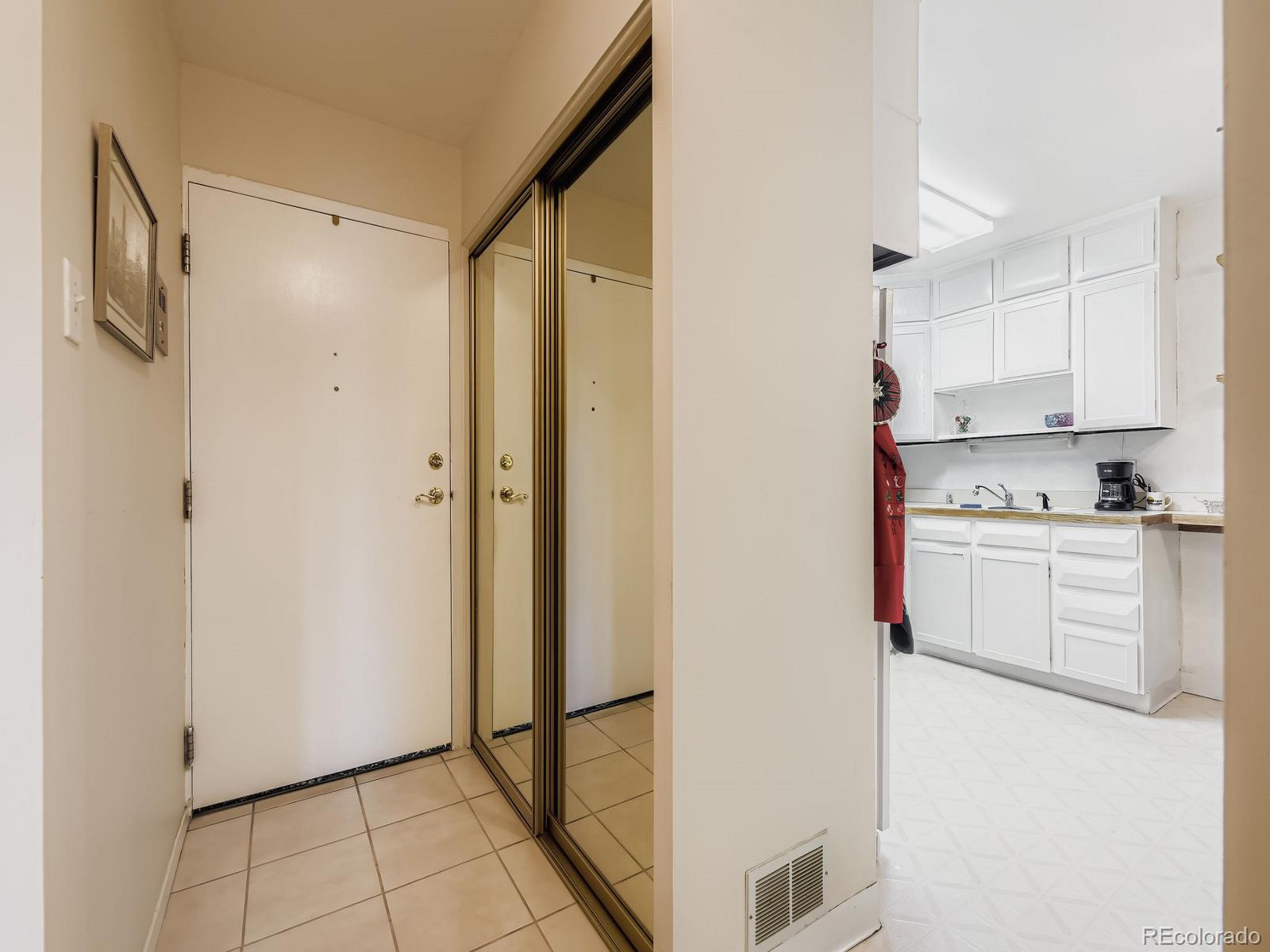 MLS Image #11 for 700 s alton way 7d,denver, Colorado