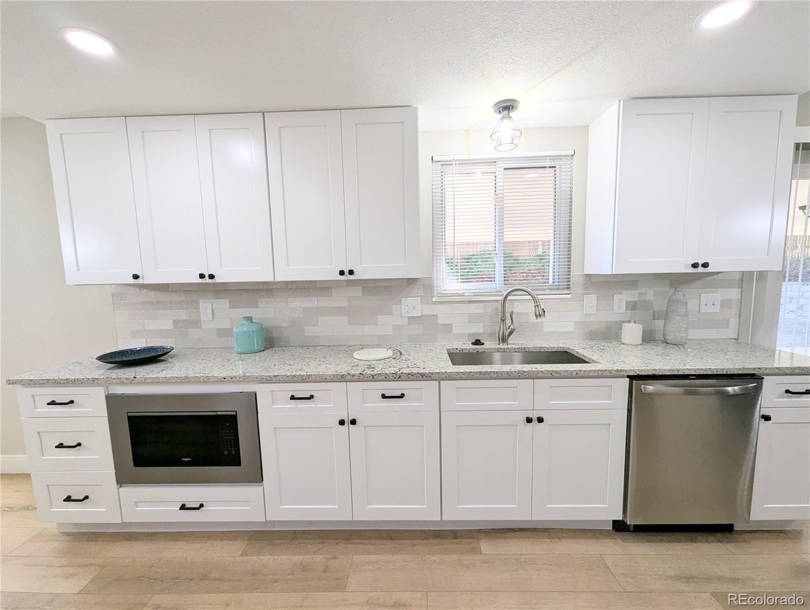 MLS Image #11 for 13617  leo court,littleton, Colorado