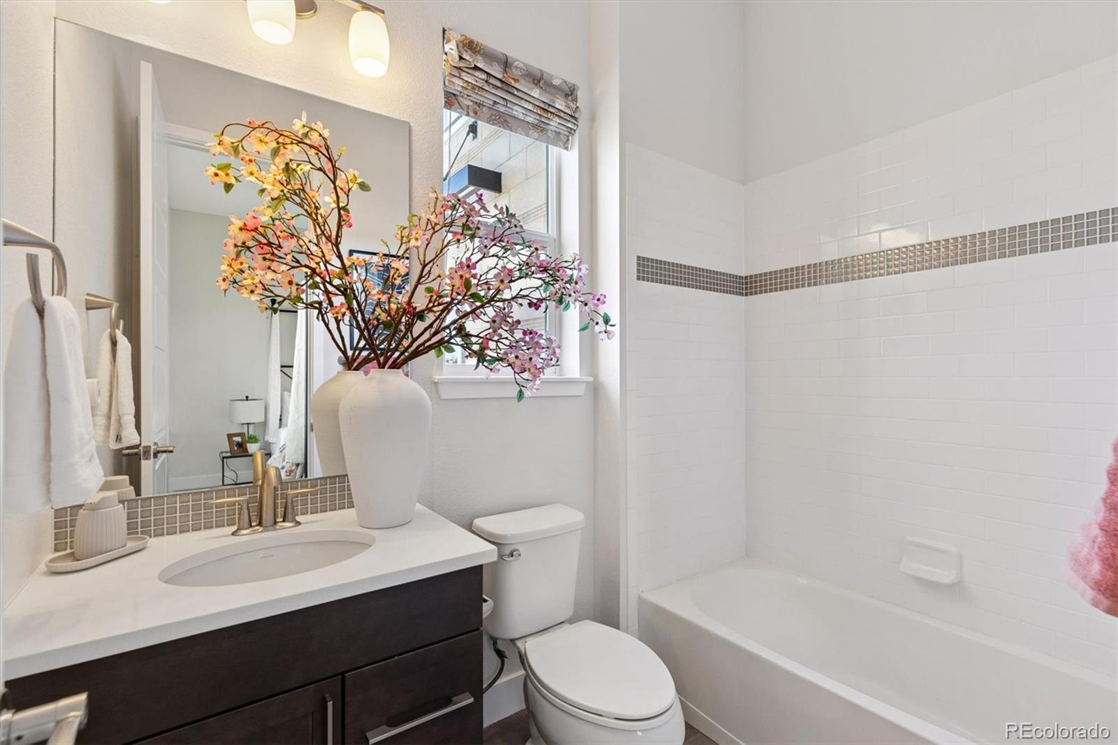 MLS Image #24 for 8055 e prairie meadow drive,denver, Colorado