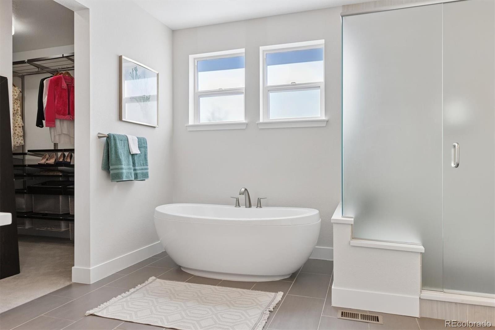 MLS Image #32 for 8055 e prairie meadow drive,denver, Colorado