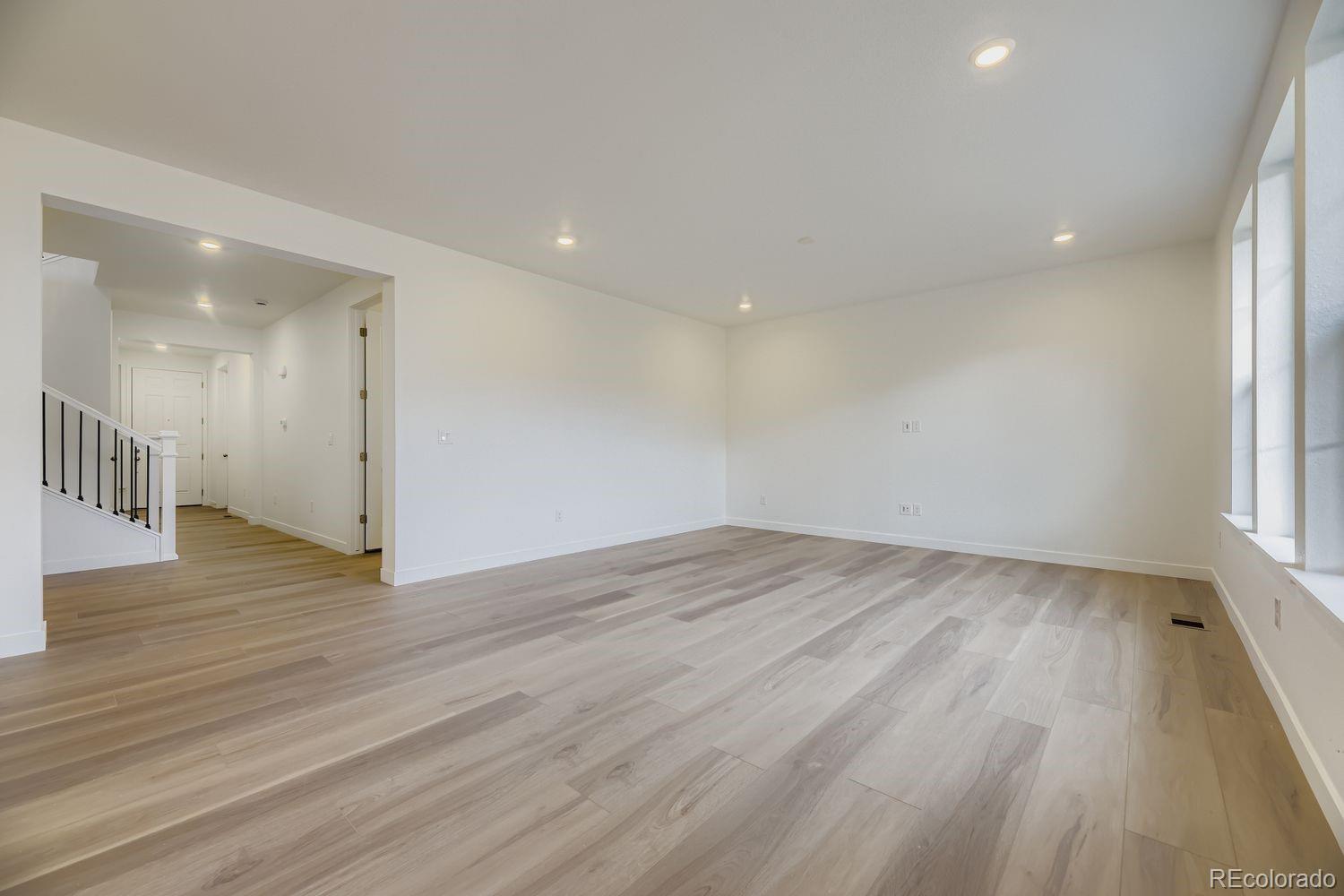 MLS Image #1 for 12650 w glasgow place,littleton, Colorado