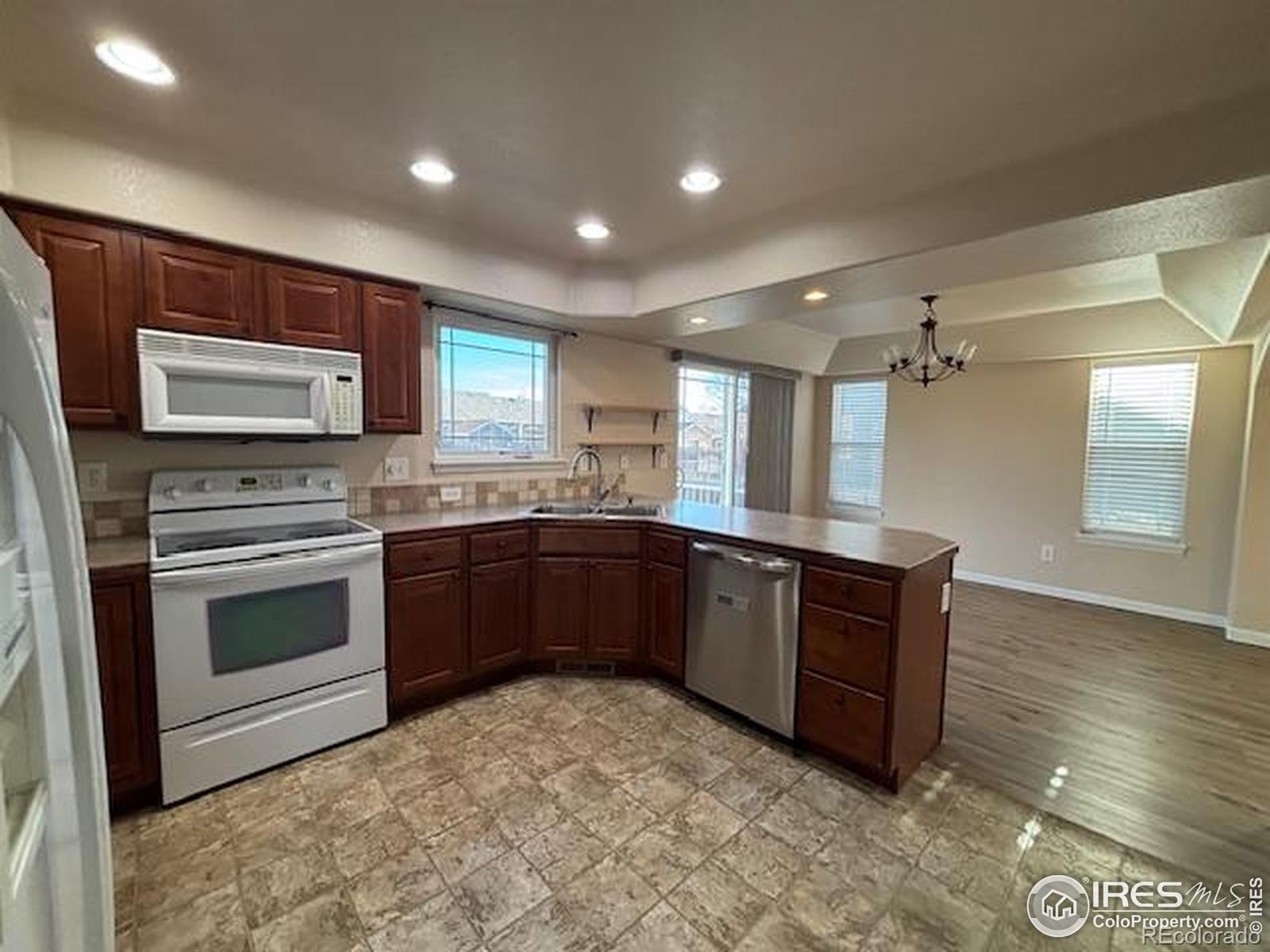MLS Image #8 for 311  buckeye avenue,johnstown, Colorado