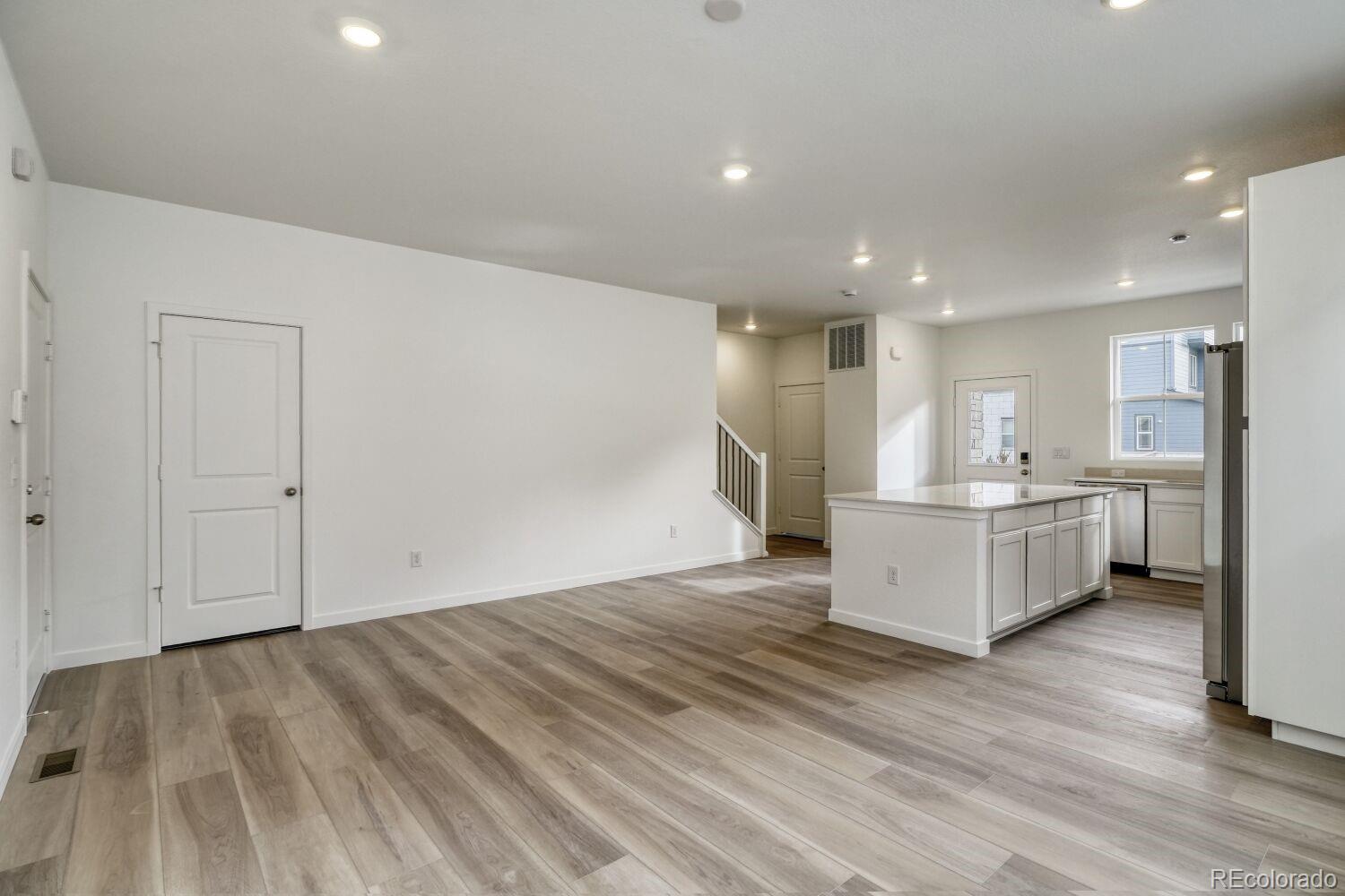 MLS Image #2 for 8969  yellowcress street ,littleton, Colorado