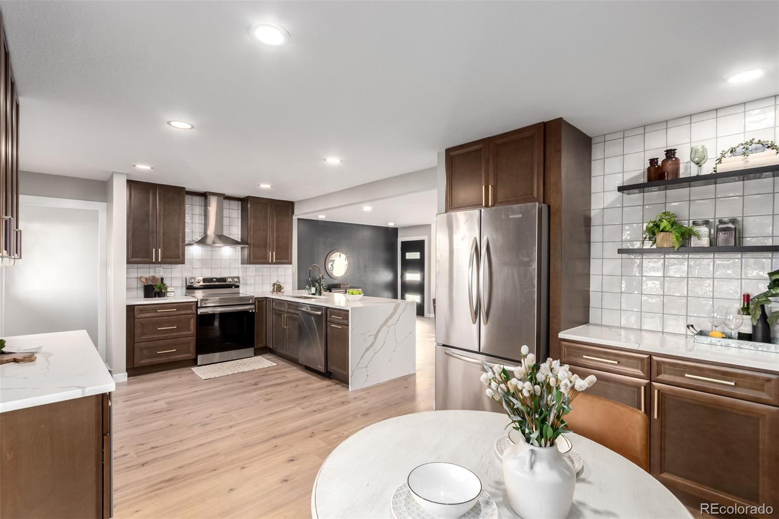 MLS Image #10 for 8670 s ammons street,littleton, Colorado