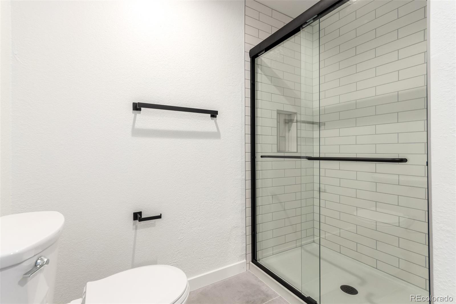 MLS Image #17 for 8670 s ammons street,littleton, Colorado