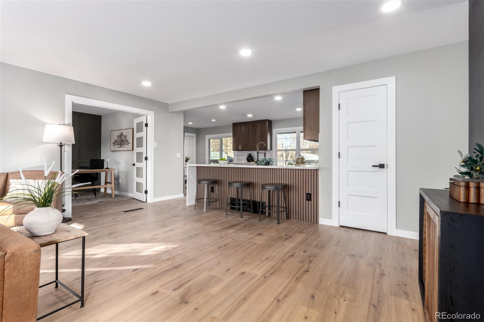 MLS Image #3 for 8670 s ammons street,littleton, Colorado