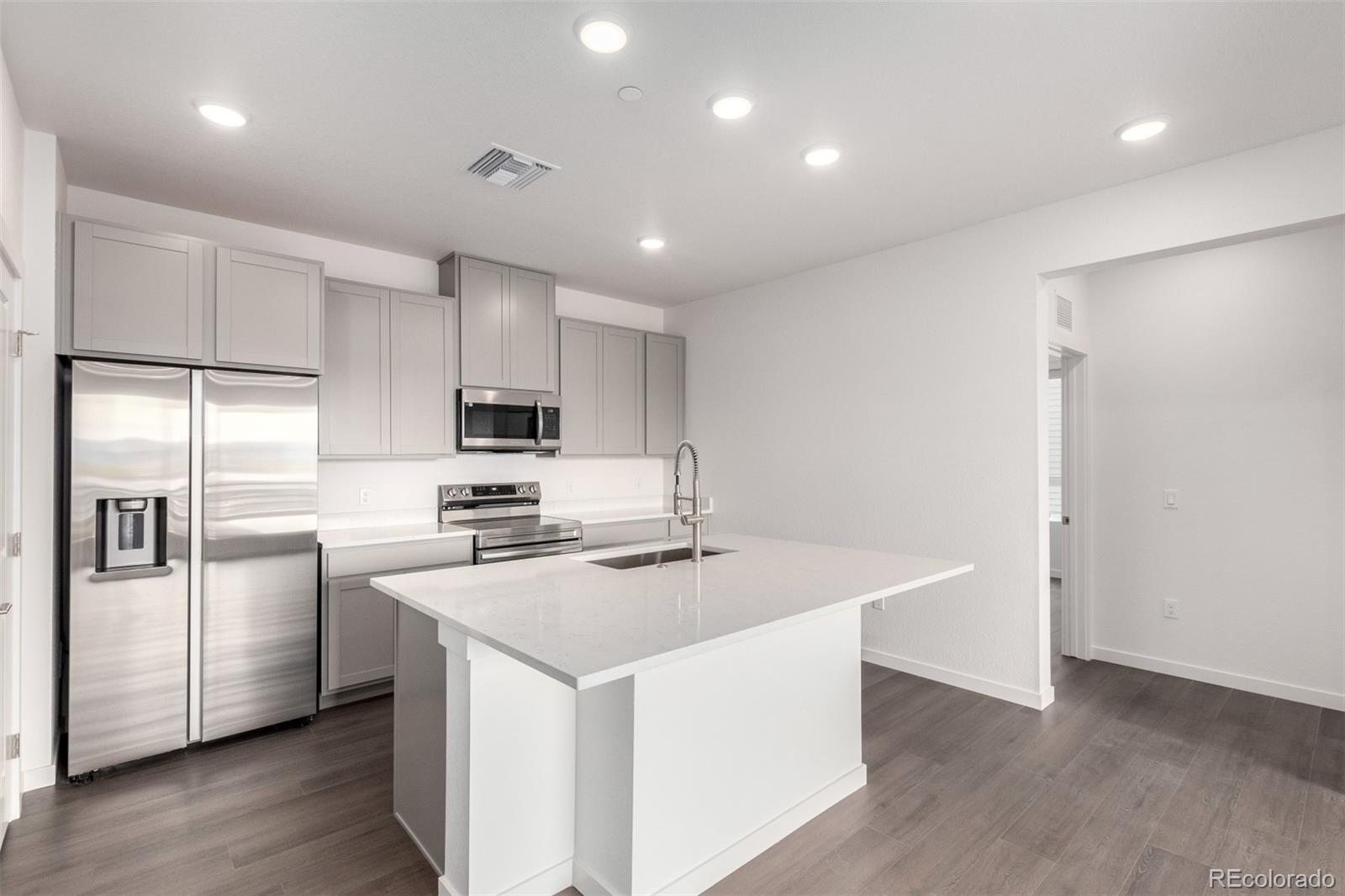 MLS Image #10 for 6153 n ceylon street 307,denver, Colorado