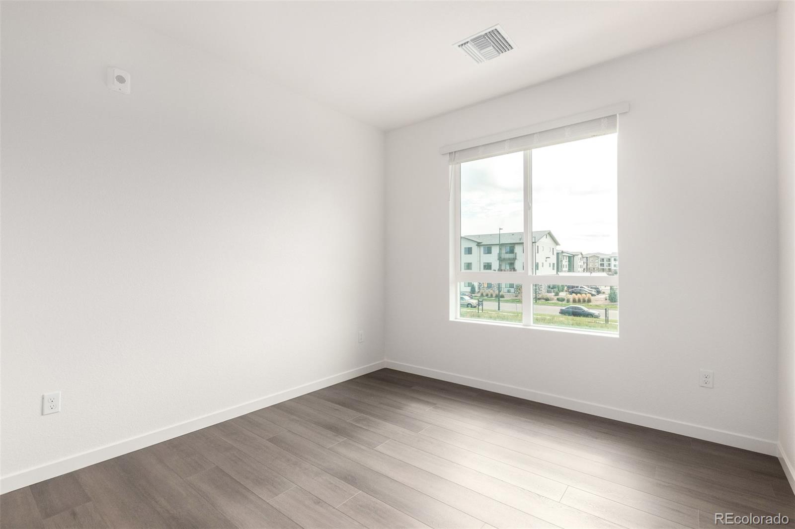 MLS Image #16 for 6153 n ceylon street 307,denver, Colorado