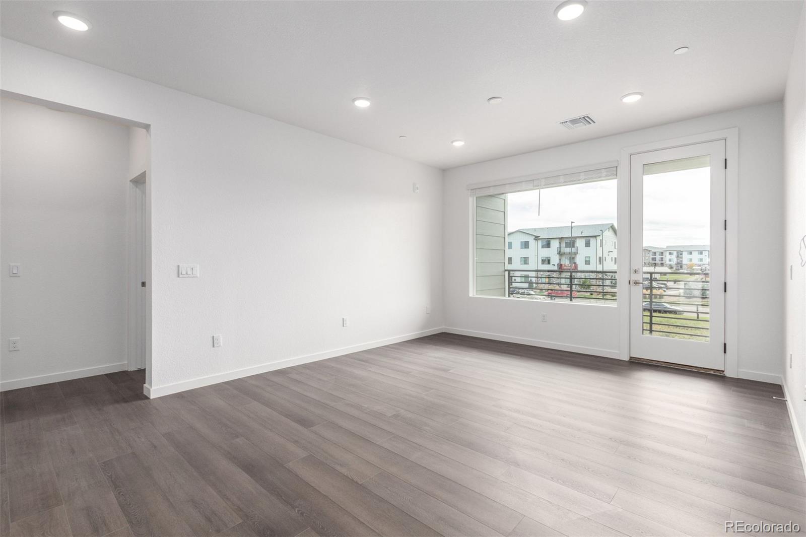 MLS Image #3 for 6153 n ceylon street 307,denver, Colorado