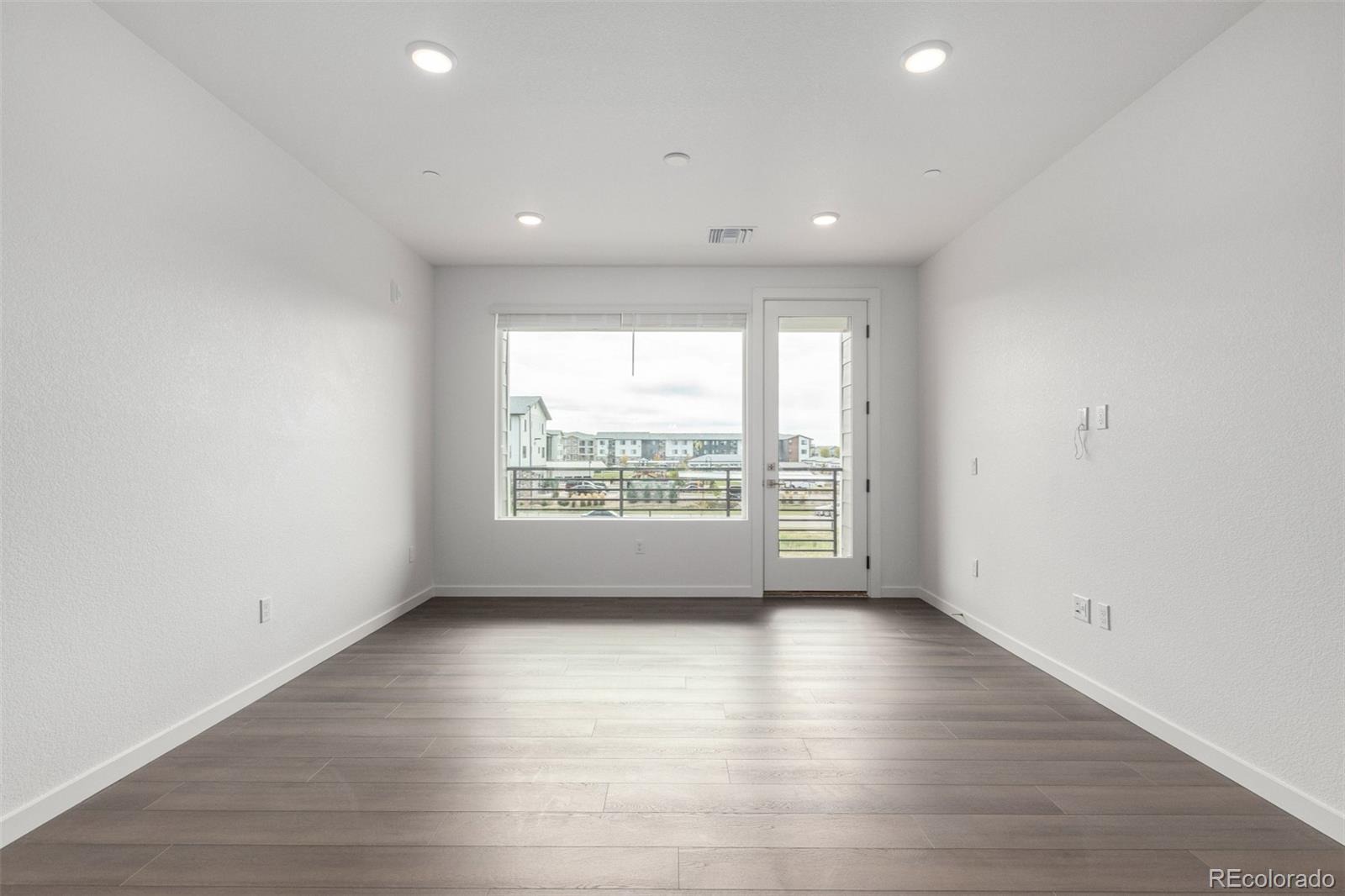 MLS Image #6 for 6153 n ceylon street 307,denver, Colorado