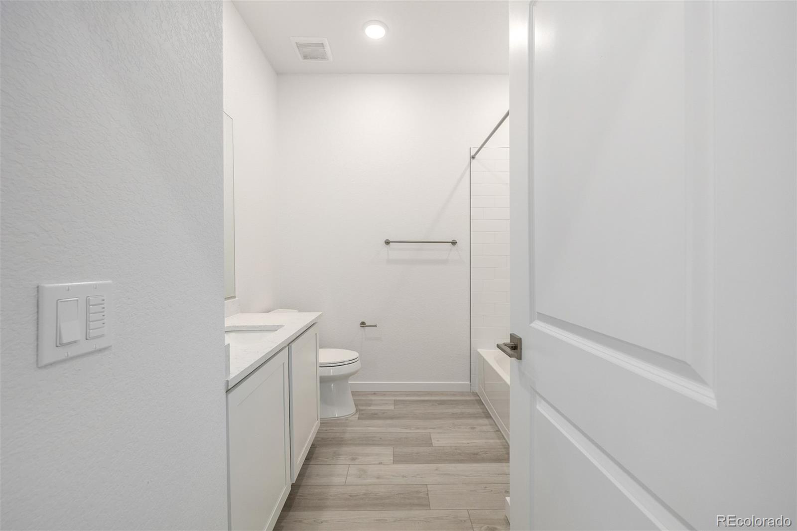 MLS Image #14 for 6153 n ceylon street 108,denver, Colorado