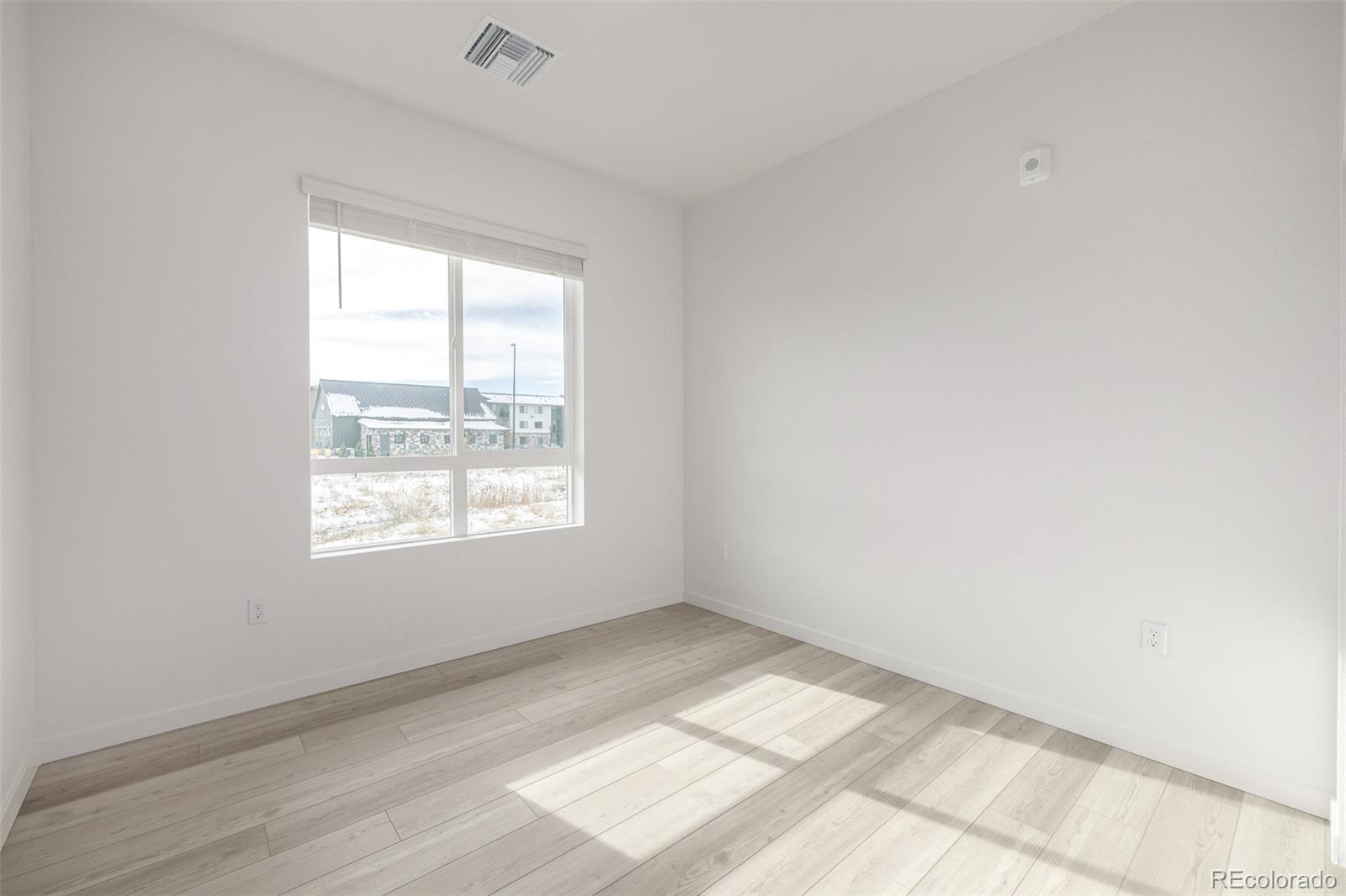 MLS Image #18 for 6153 n ceylon street 108,denver, Colorado