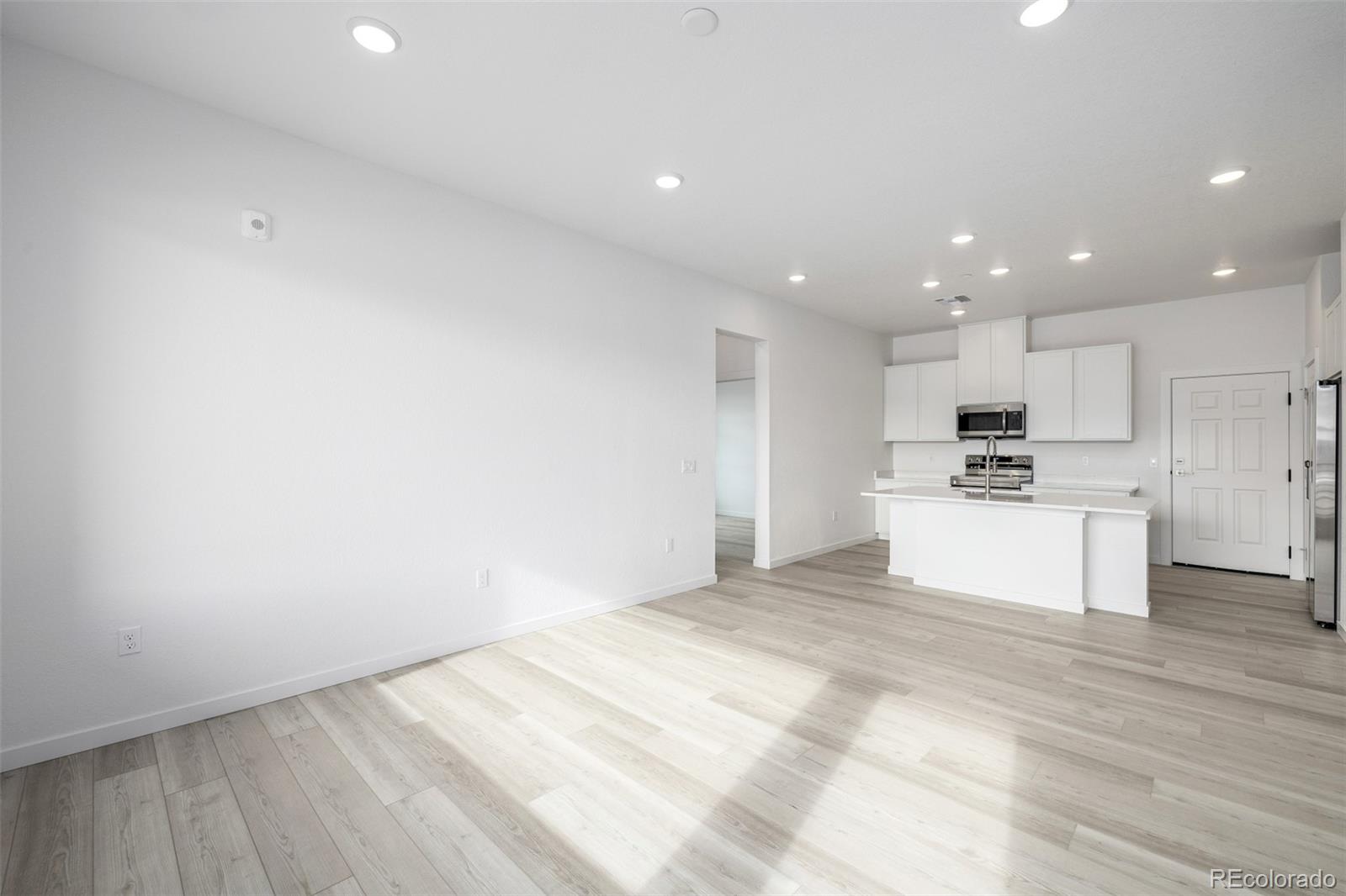 MLS Image #5 for 6153 n ceylon street 108,denver, Colorado
