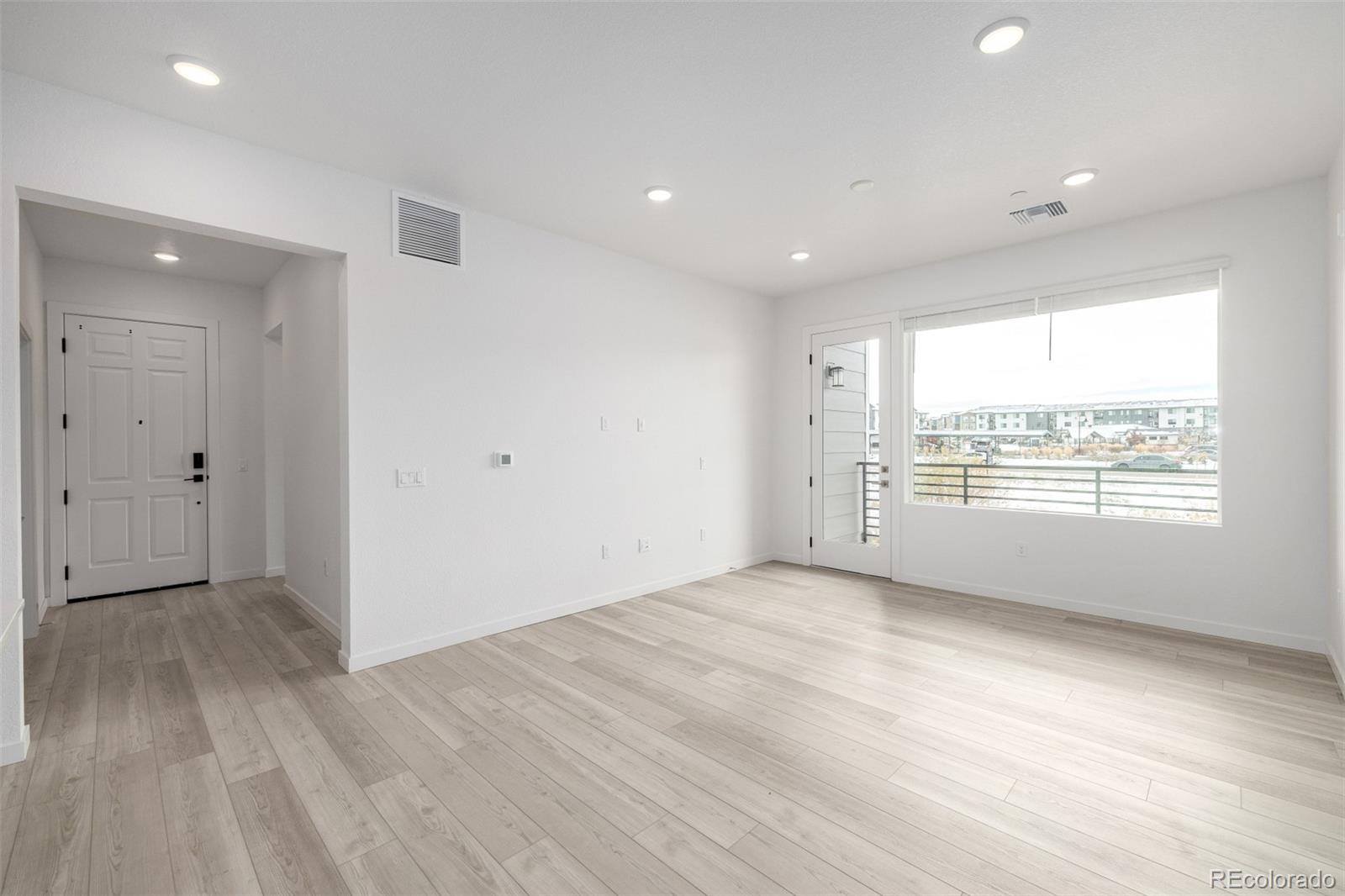 MLS Image #7 for 6153 n ceylon street 108,denver, Colorado