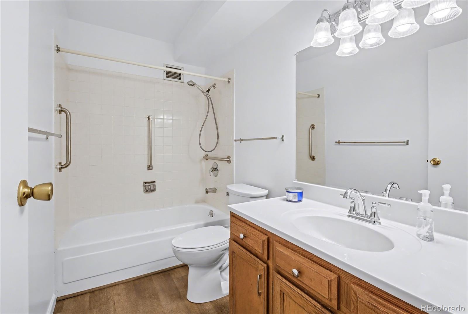 MLS Image #20 for 3184 s heather gardens way 207,aurora, Colorado