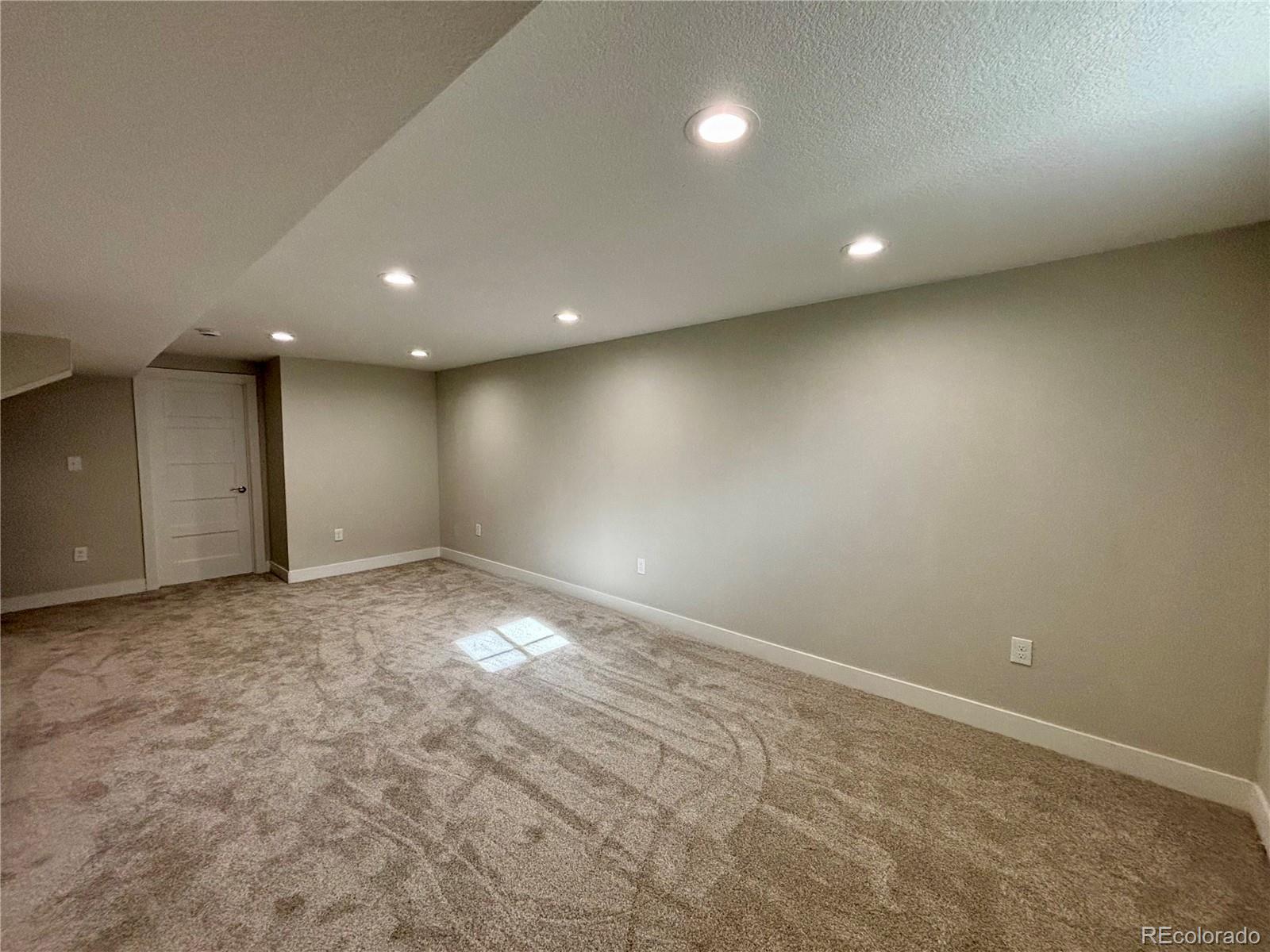 MLS Image #12 for 6611  upham drive,arvada, Colorado