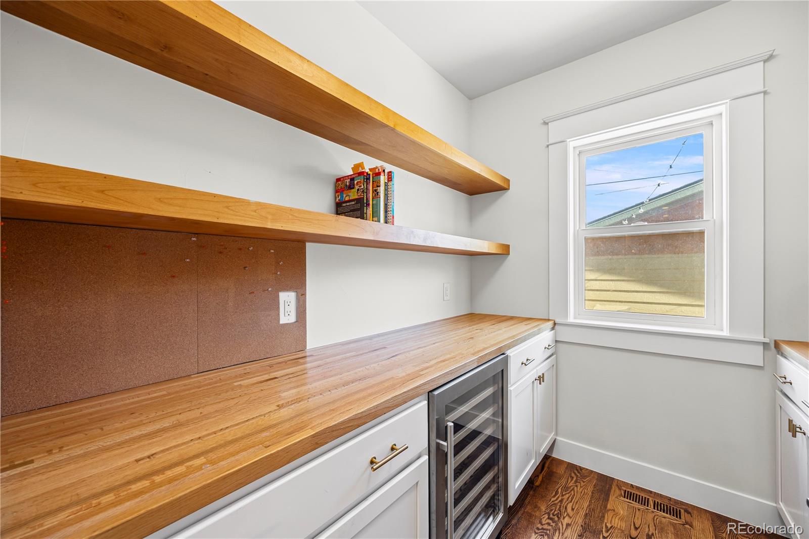MLS Image #15 for 890 s vine street,denver, Colorado