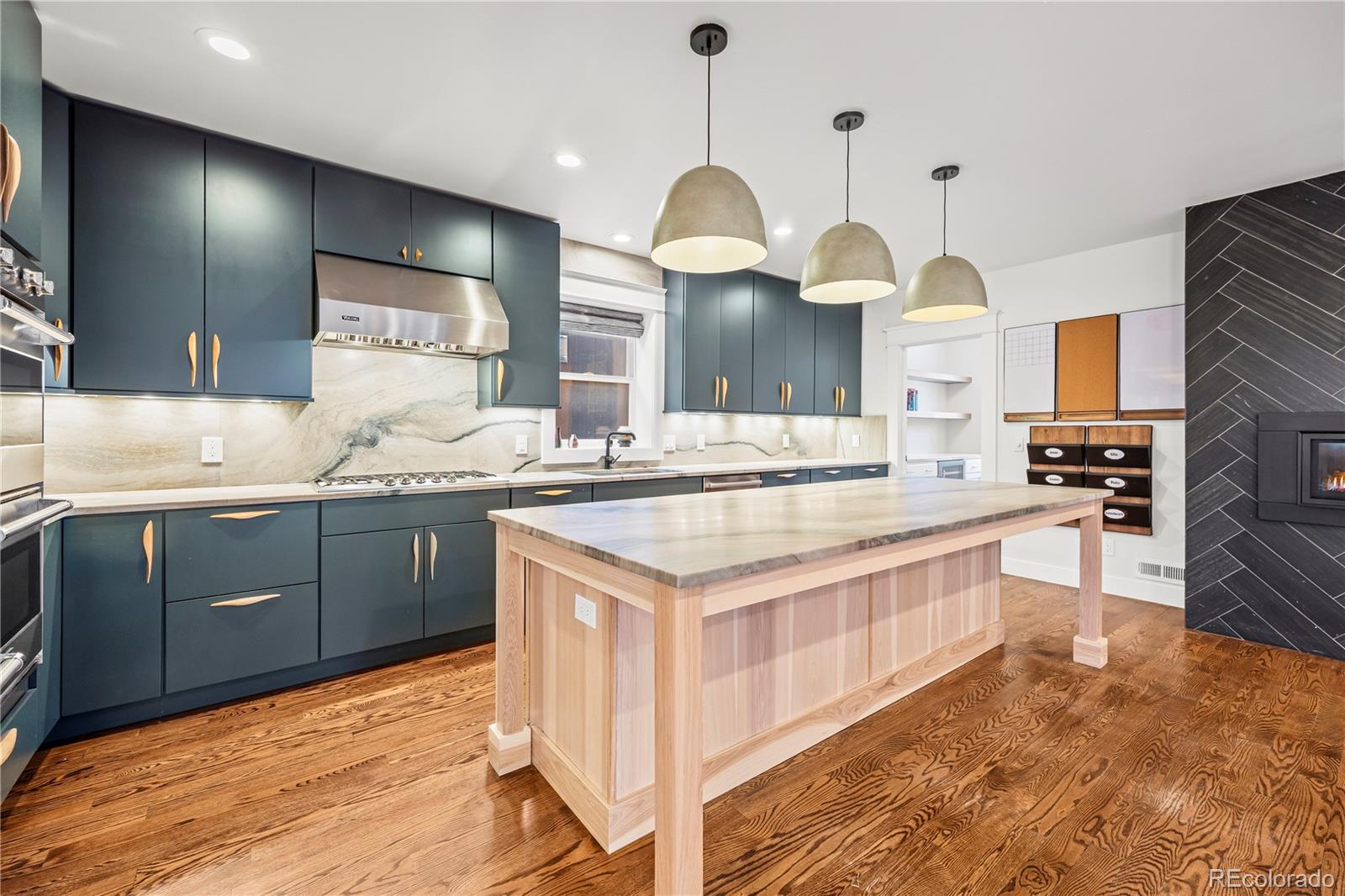 MLS Image #17 for 890 s vine street,denver, Colorado