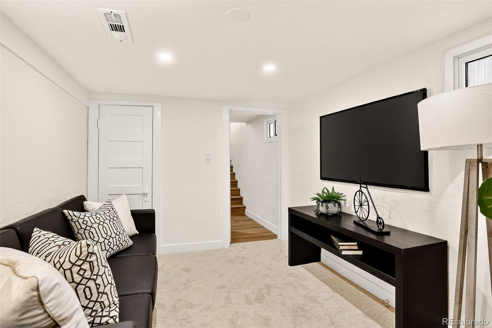 MLS Image #14 for 4940  newton street,denver, Colorado