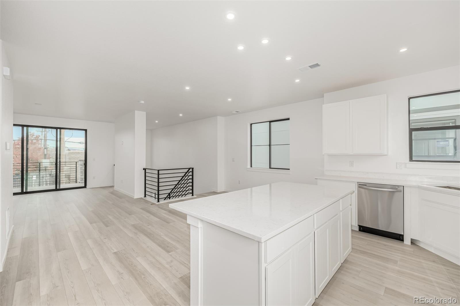 MLS Image #14 for 2076 s holly street,denver, Colorado