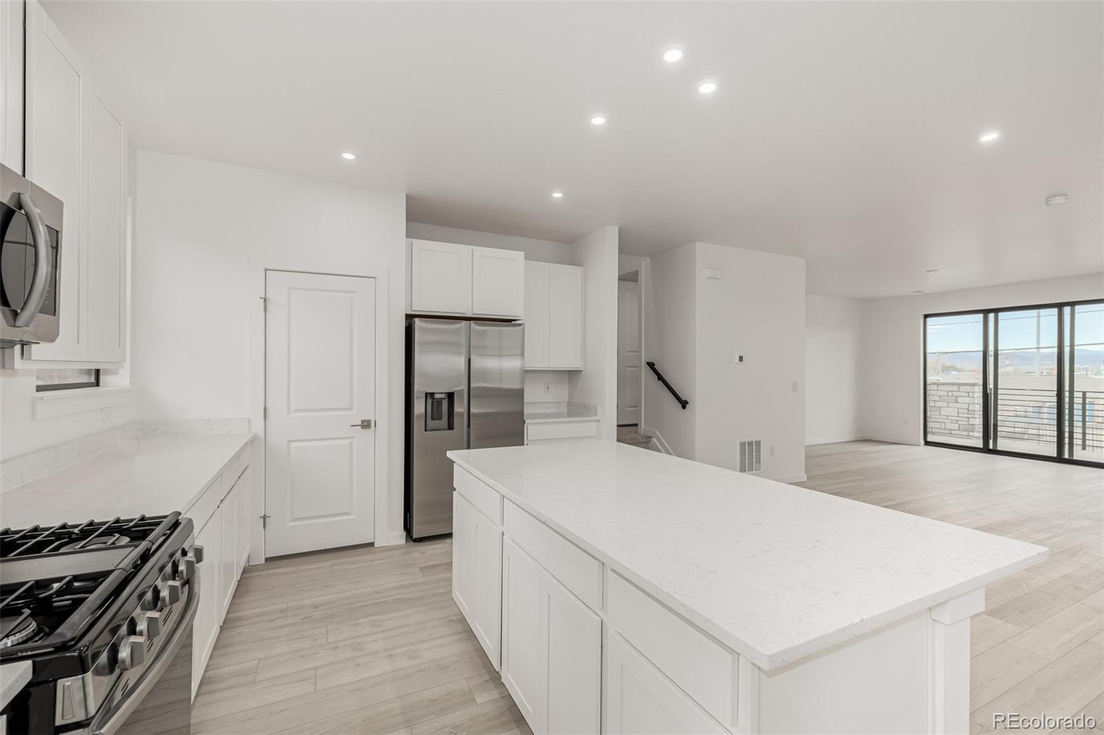 MLS Image #15 for 2076 s holly street,denver, Colorado